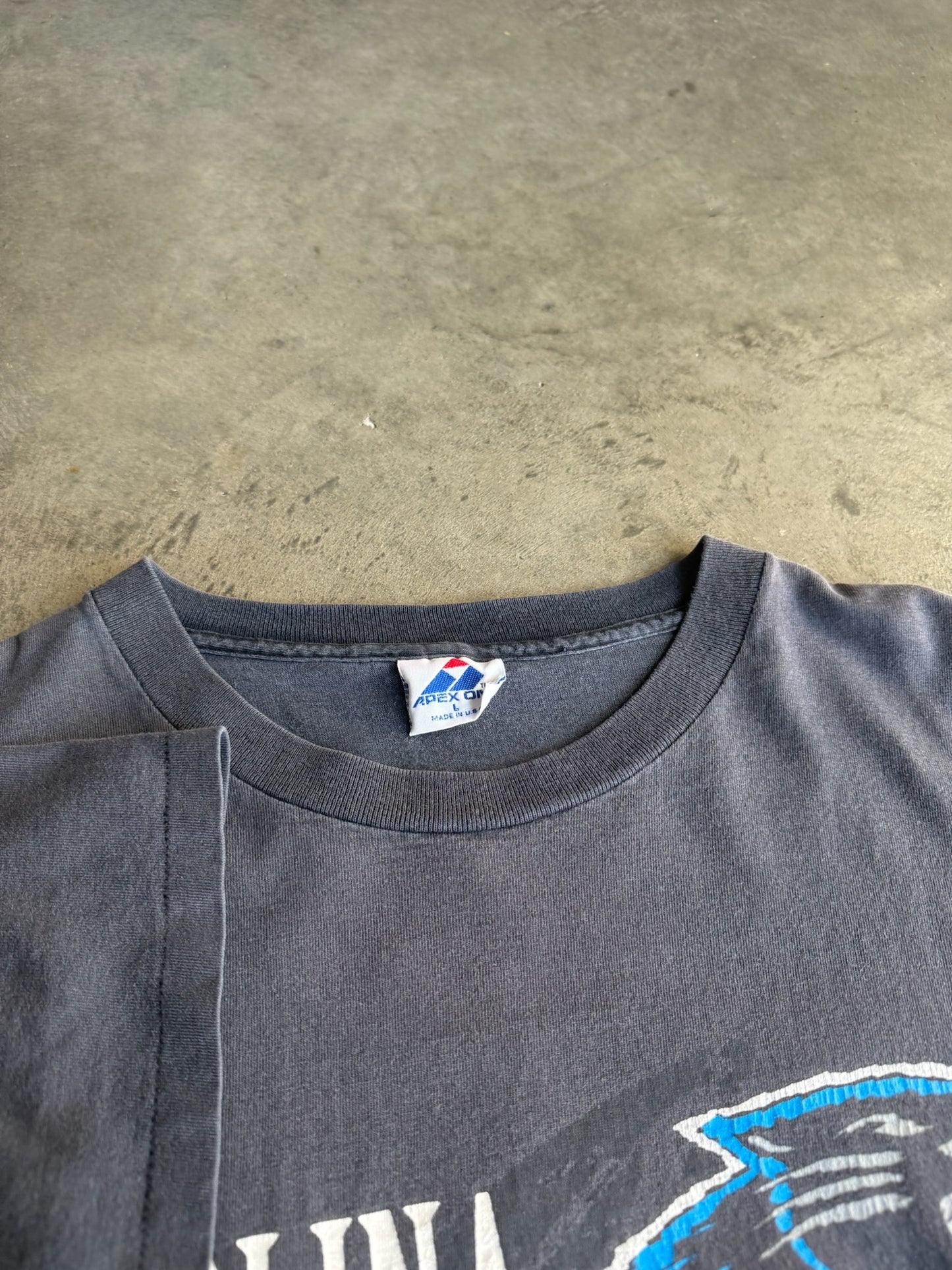 (L) Carolina Panthers Tee