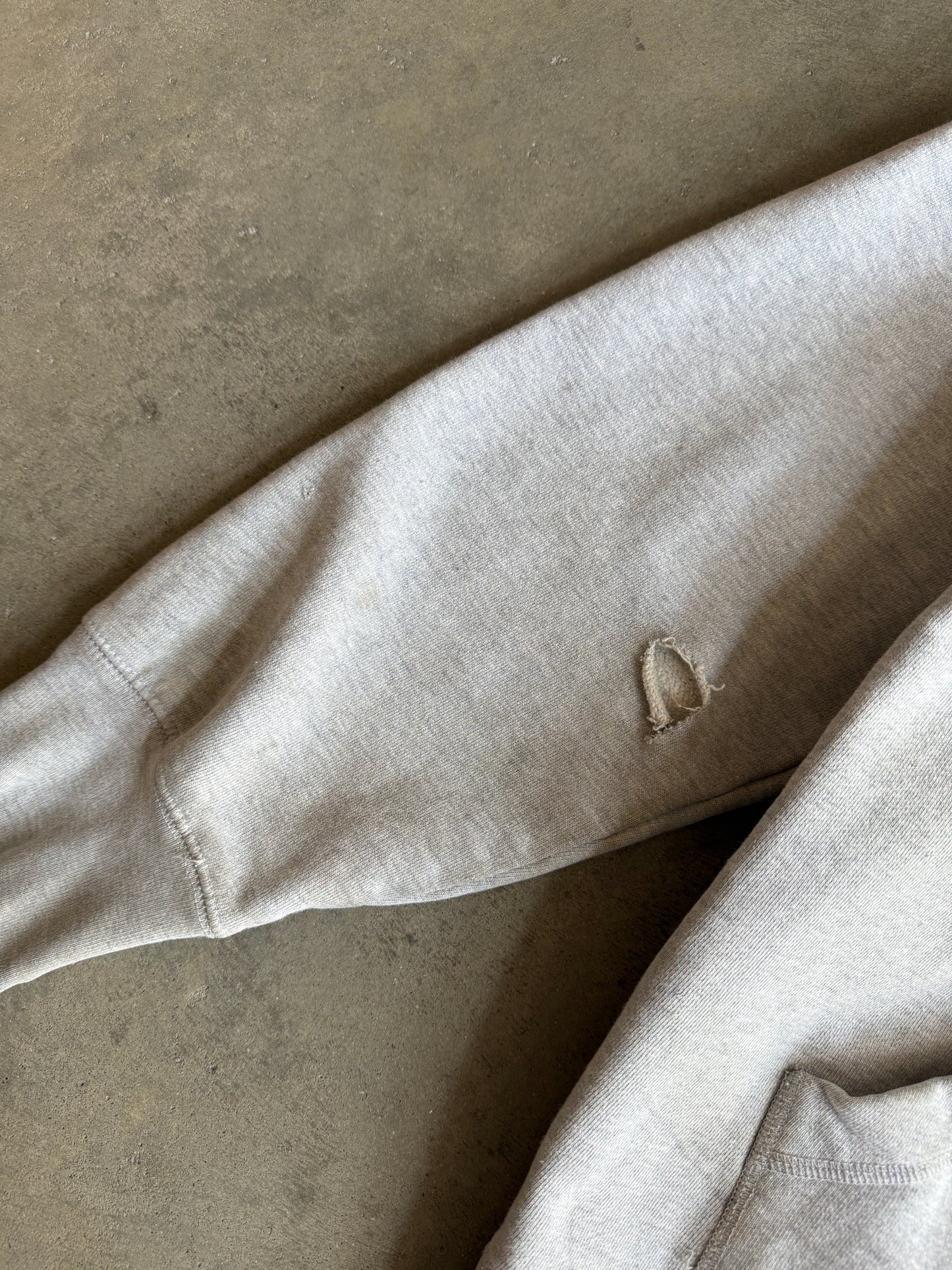 (L) Levi’s Zip Hoodie