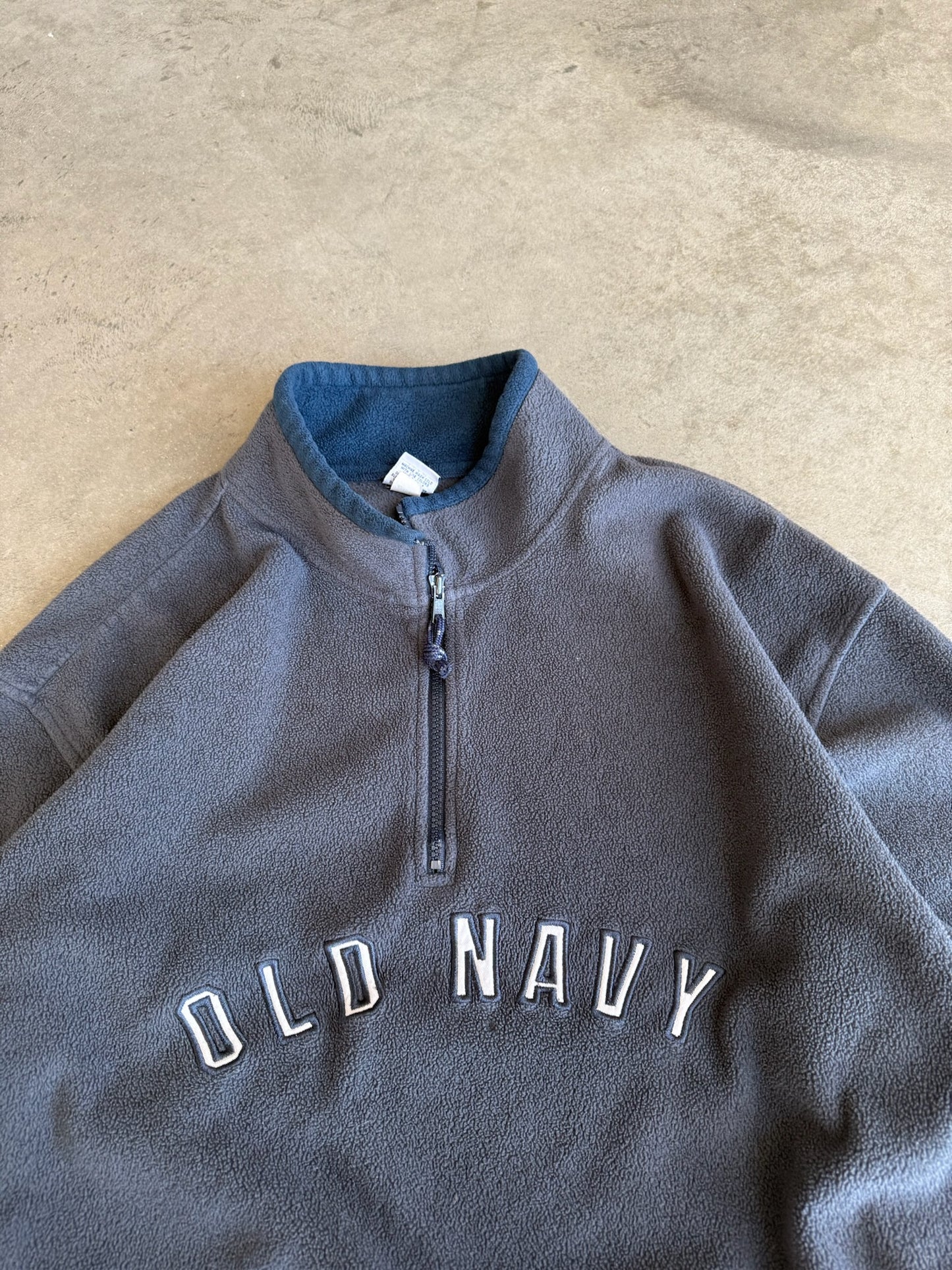 (L) Old Navy Fleece Pullover