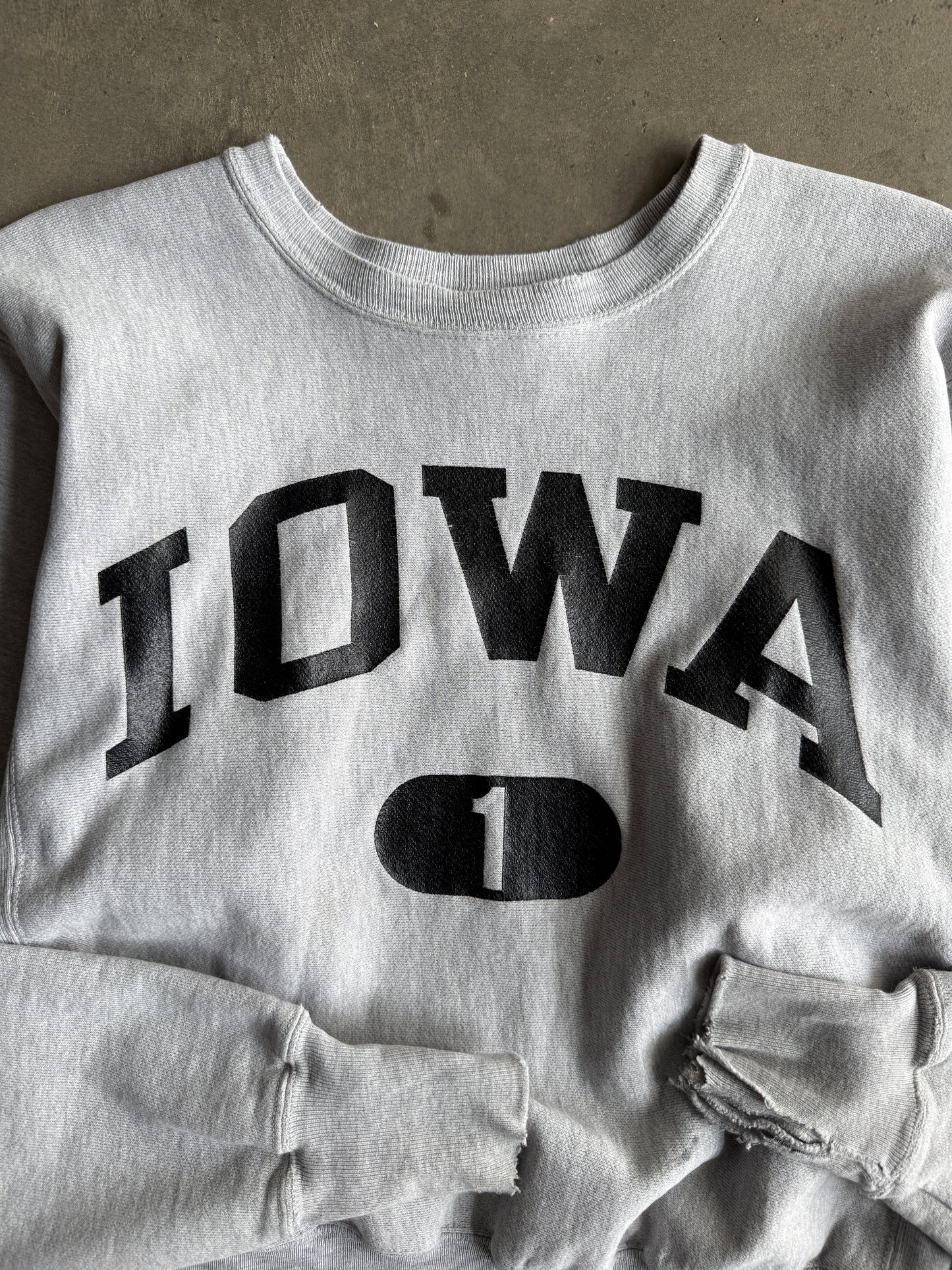 (S) Iowa Reverse Weave Crew