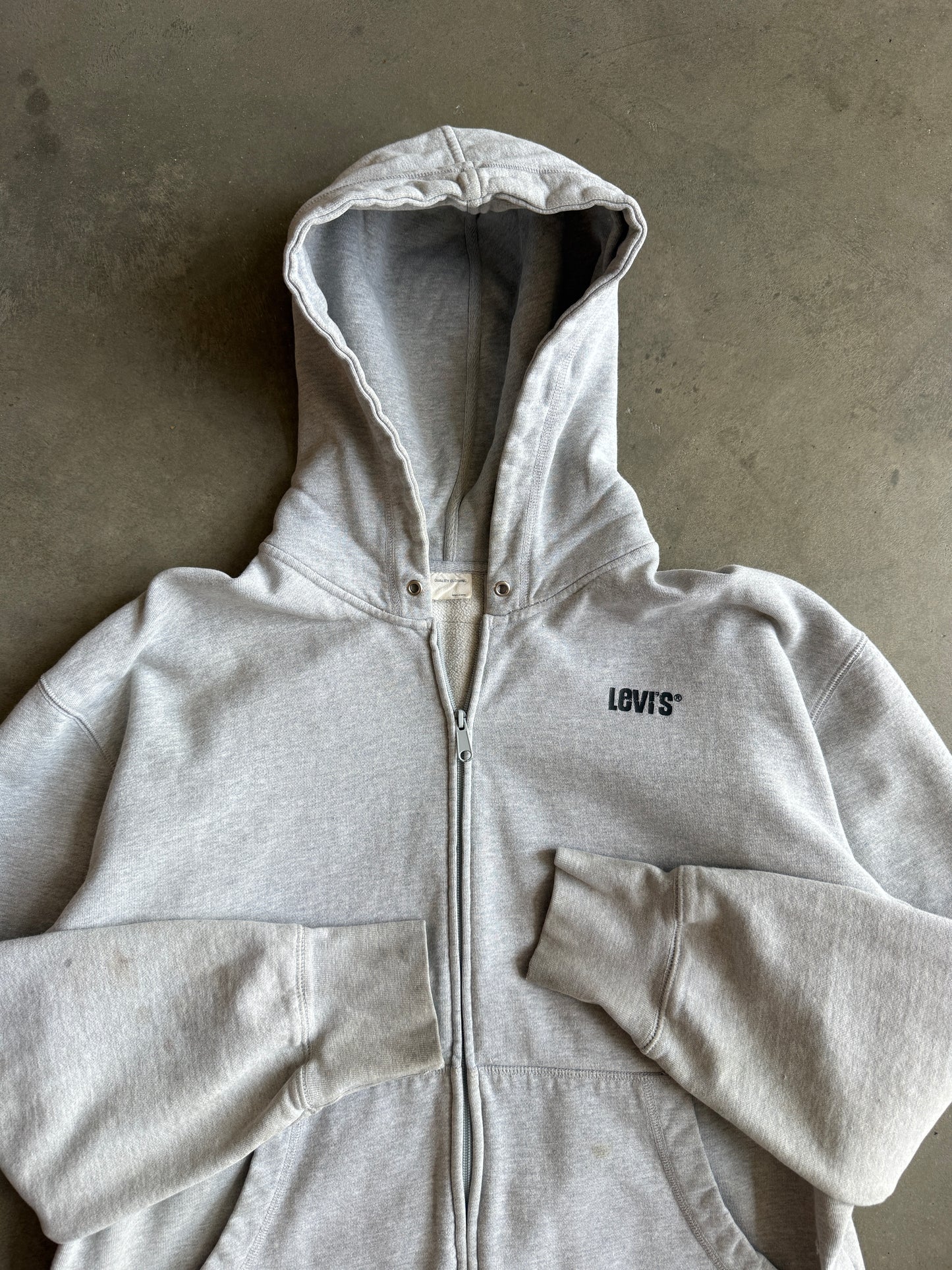 (L) Levi’s Zip Hoodie