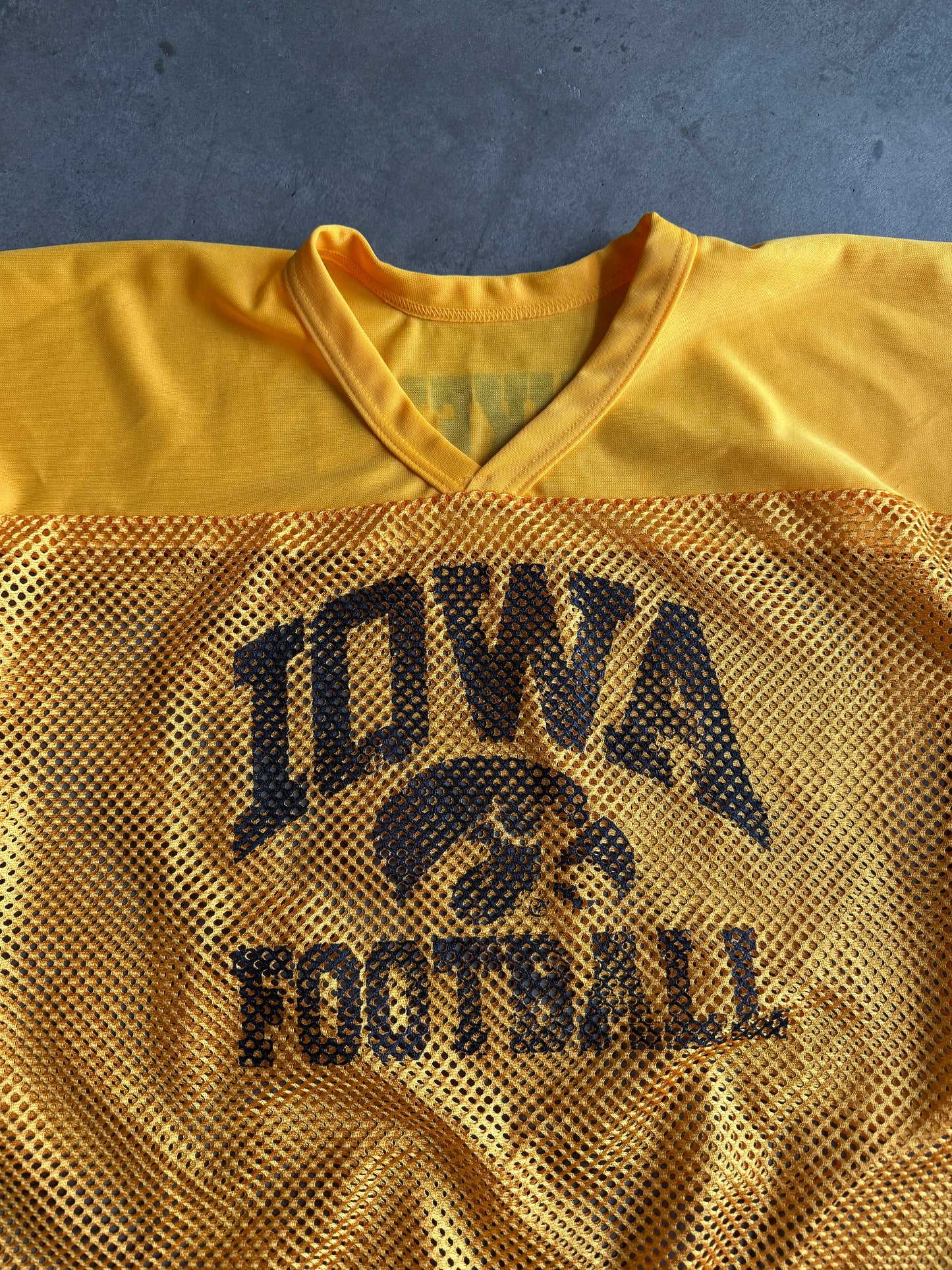 (L) Iowa Hawkeyes Mesh Jersey