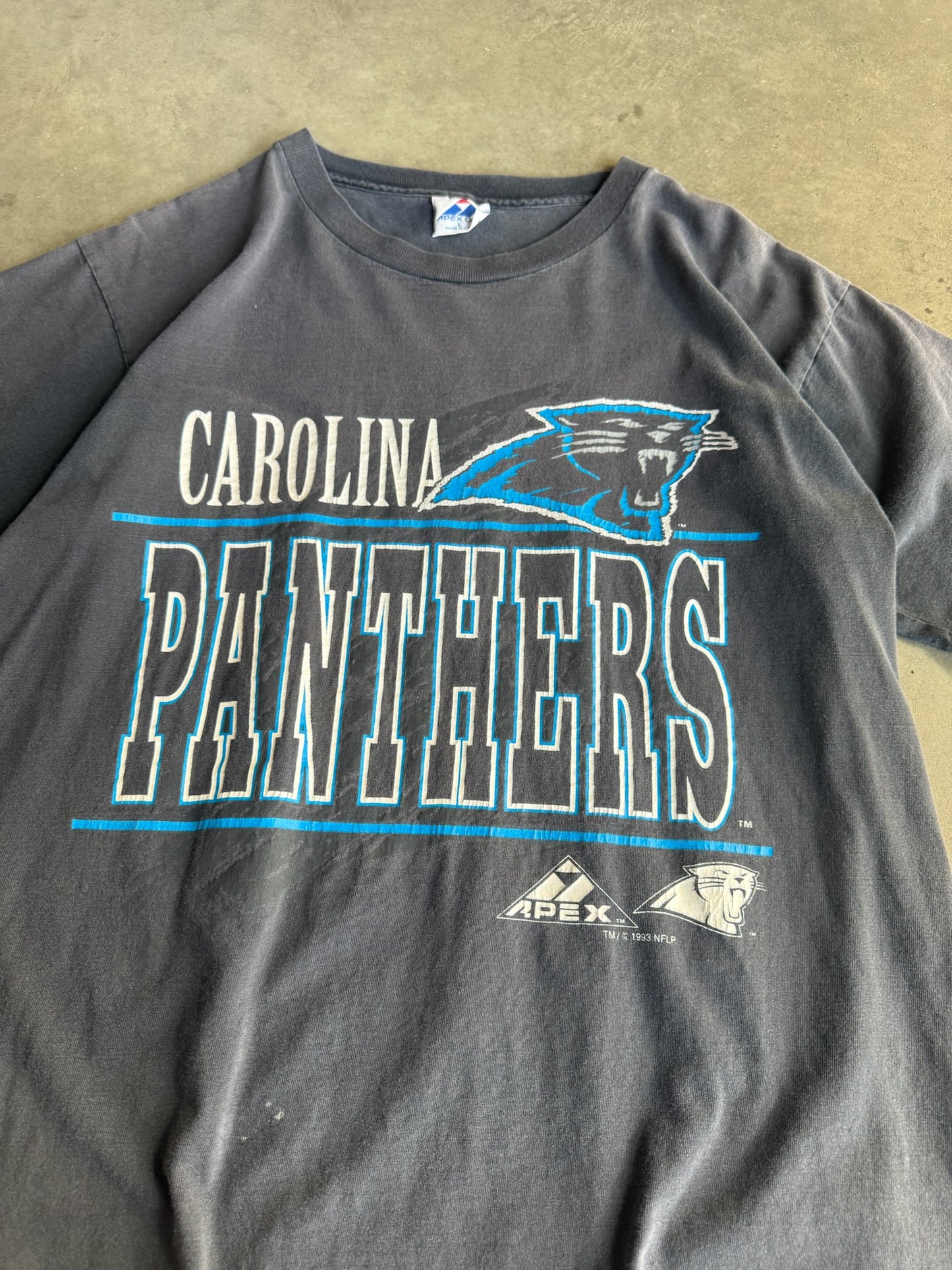 (L) Carolina Panthers Tee