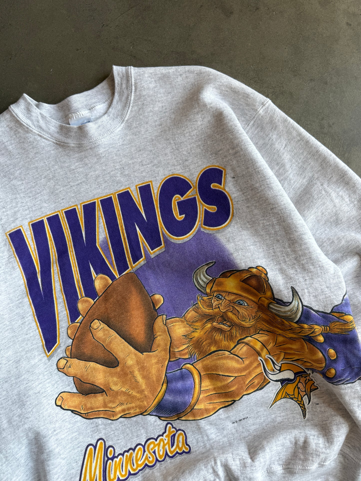 (XL) Minnesota Vikings Wrap Around Crew