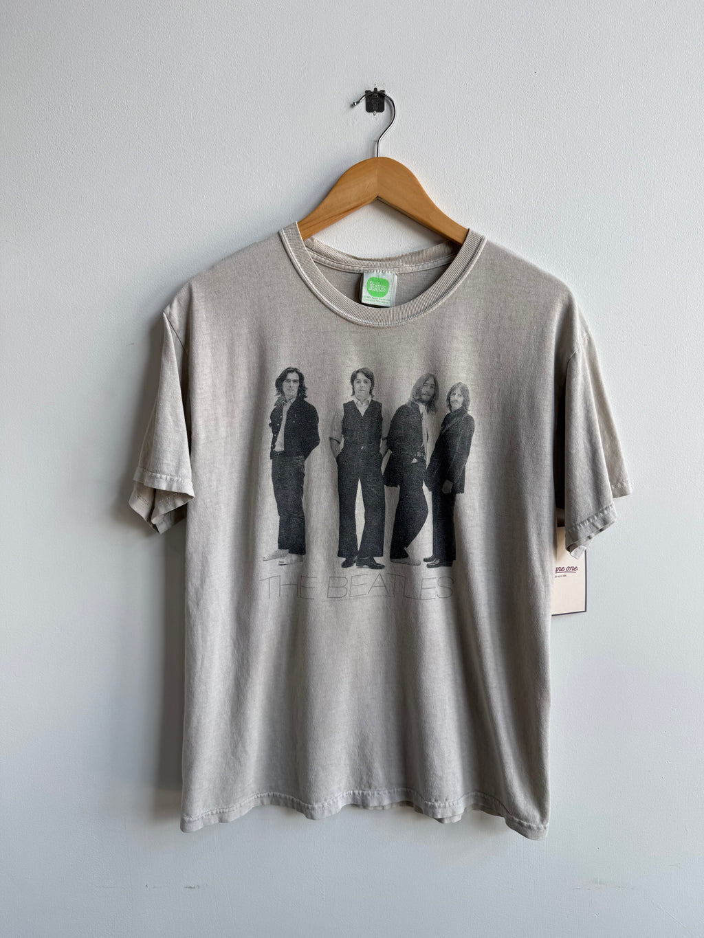 (M) The Beatles Tee