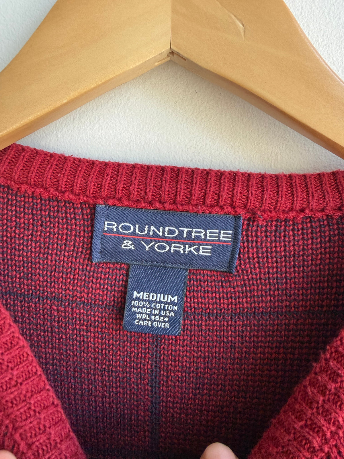 (M) Roundtree & Yorke Sweater