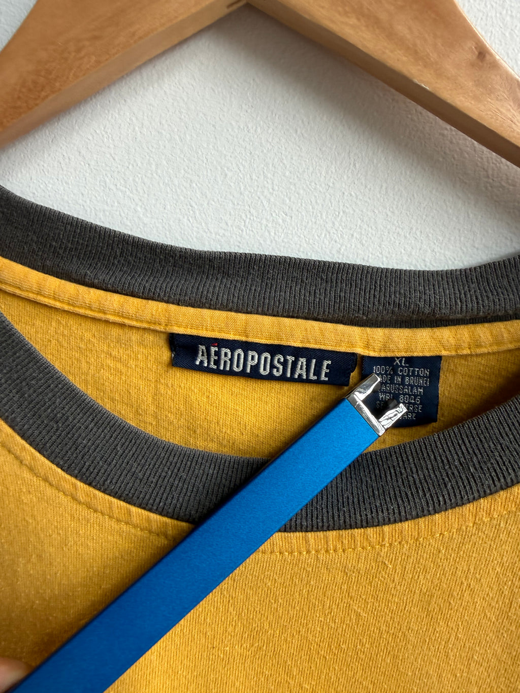 (XL) Aeropostale Long Sleeve Tee
