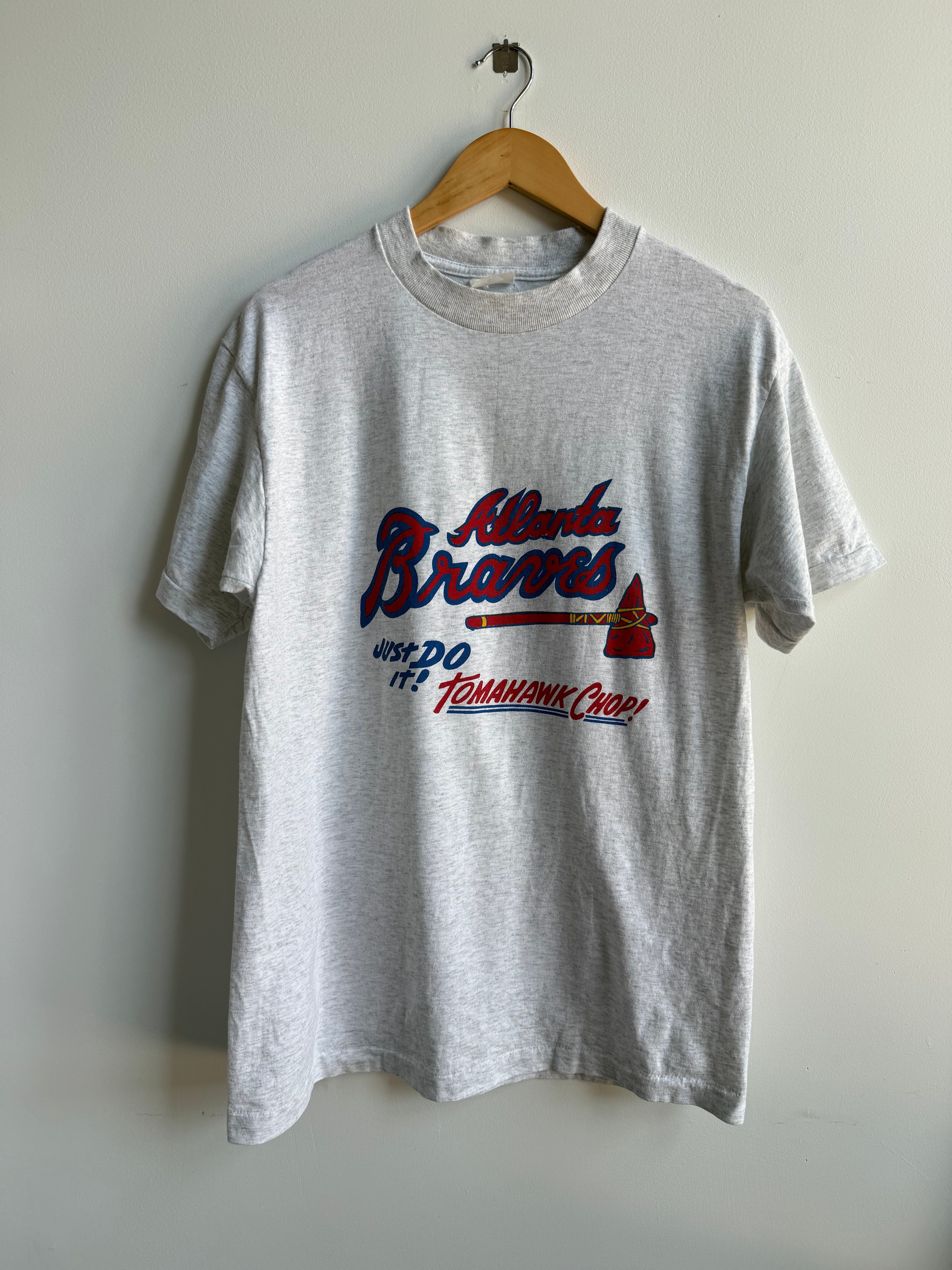 (L) Atlanta Braves Tomahawk Tee