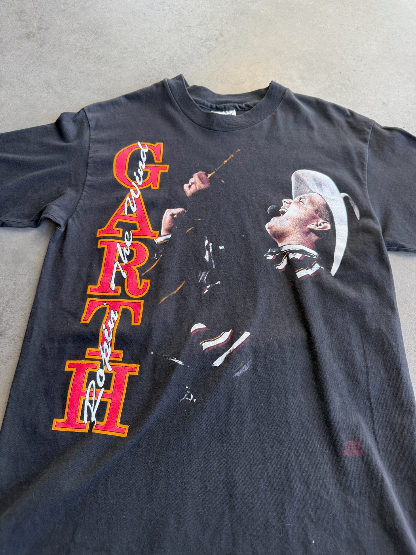 (M) Garth Brooks Tee