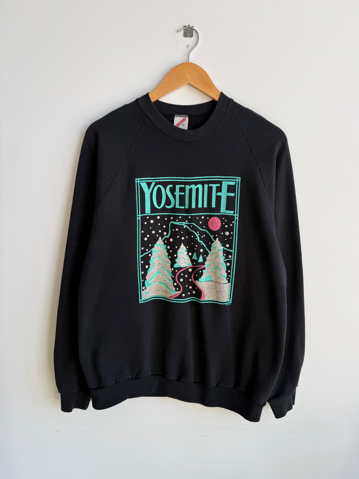 (L) Yosemite Crew
