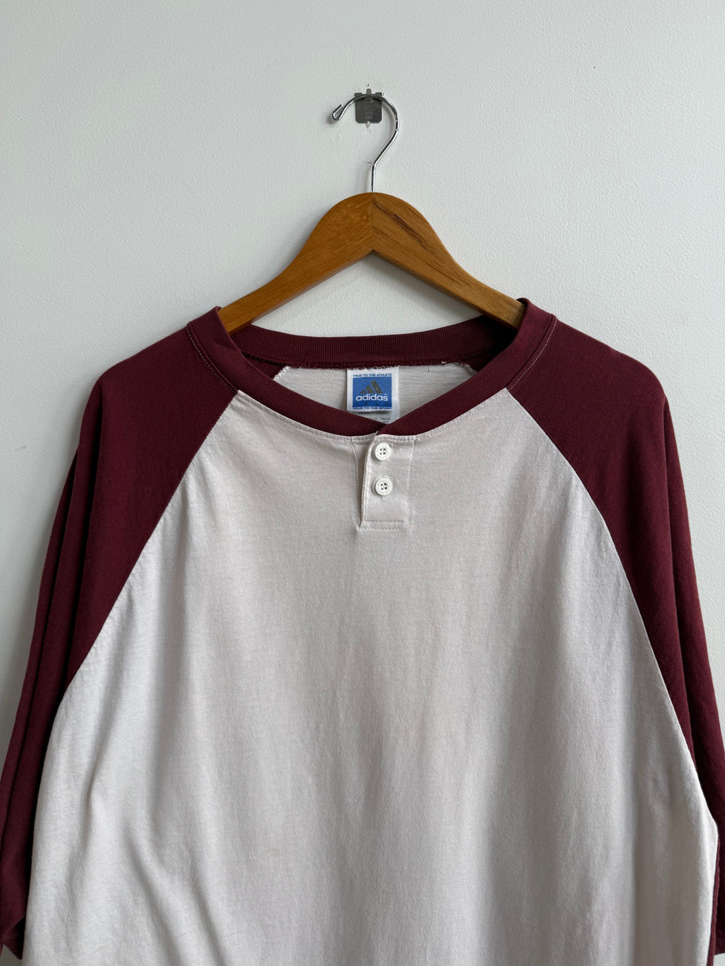 (XL) Adidas Tee