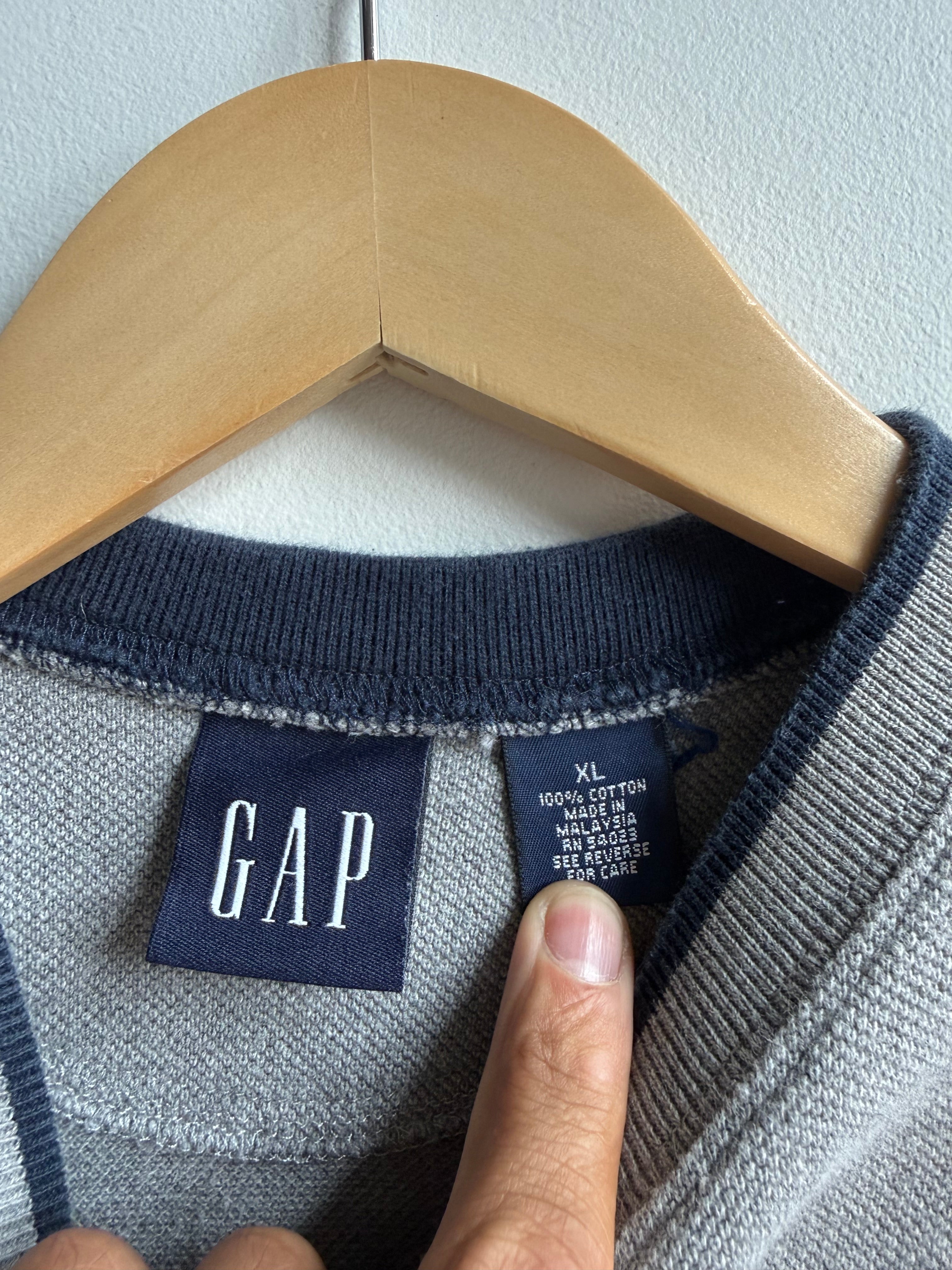 (S) Gap Sweater