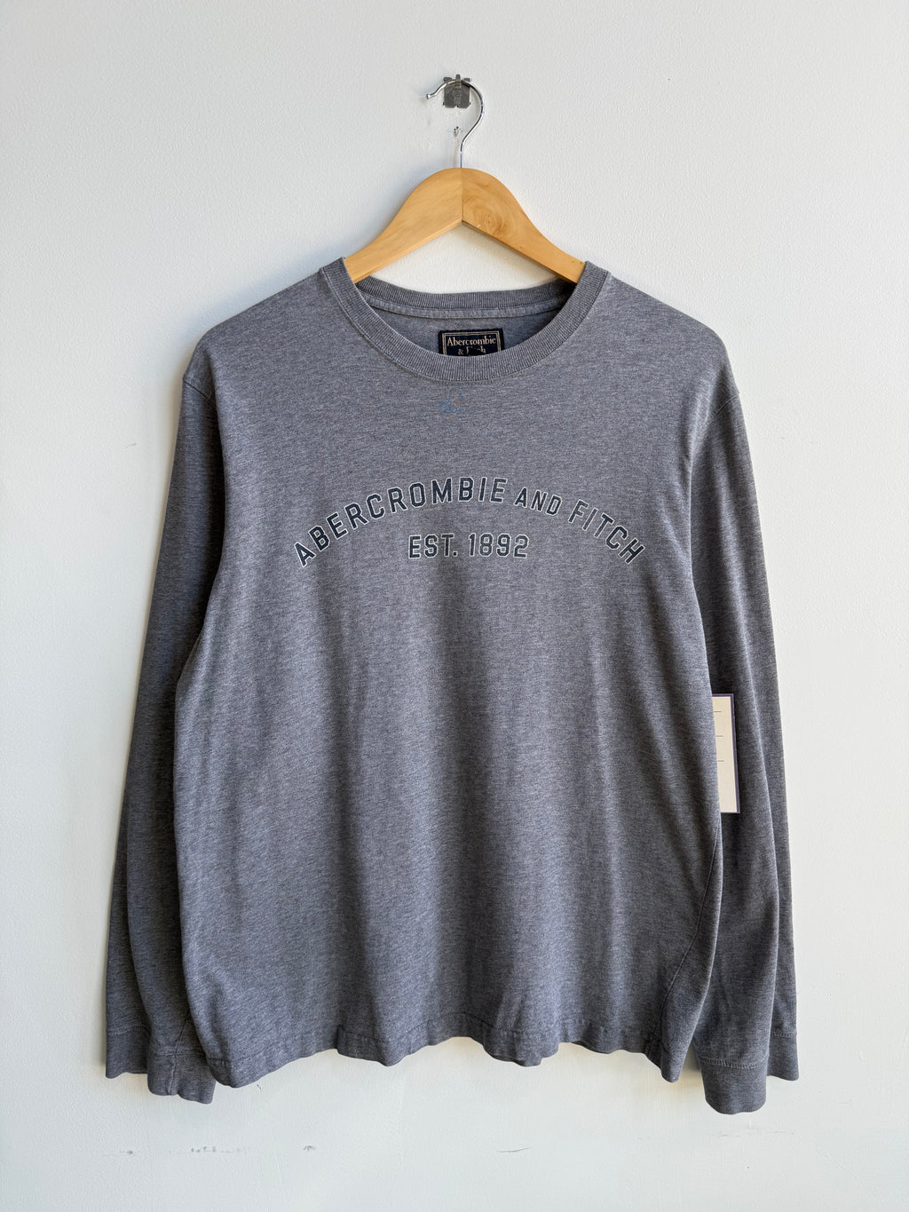 (L) Abercrombie Long Sleeve Tee