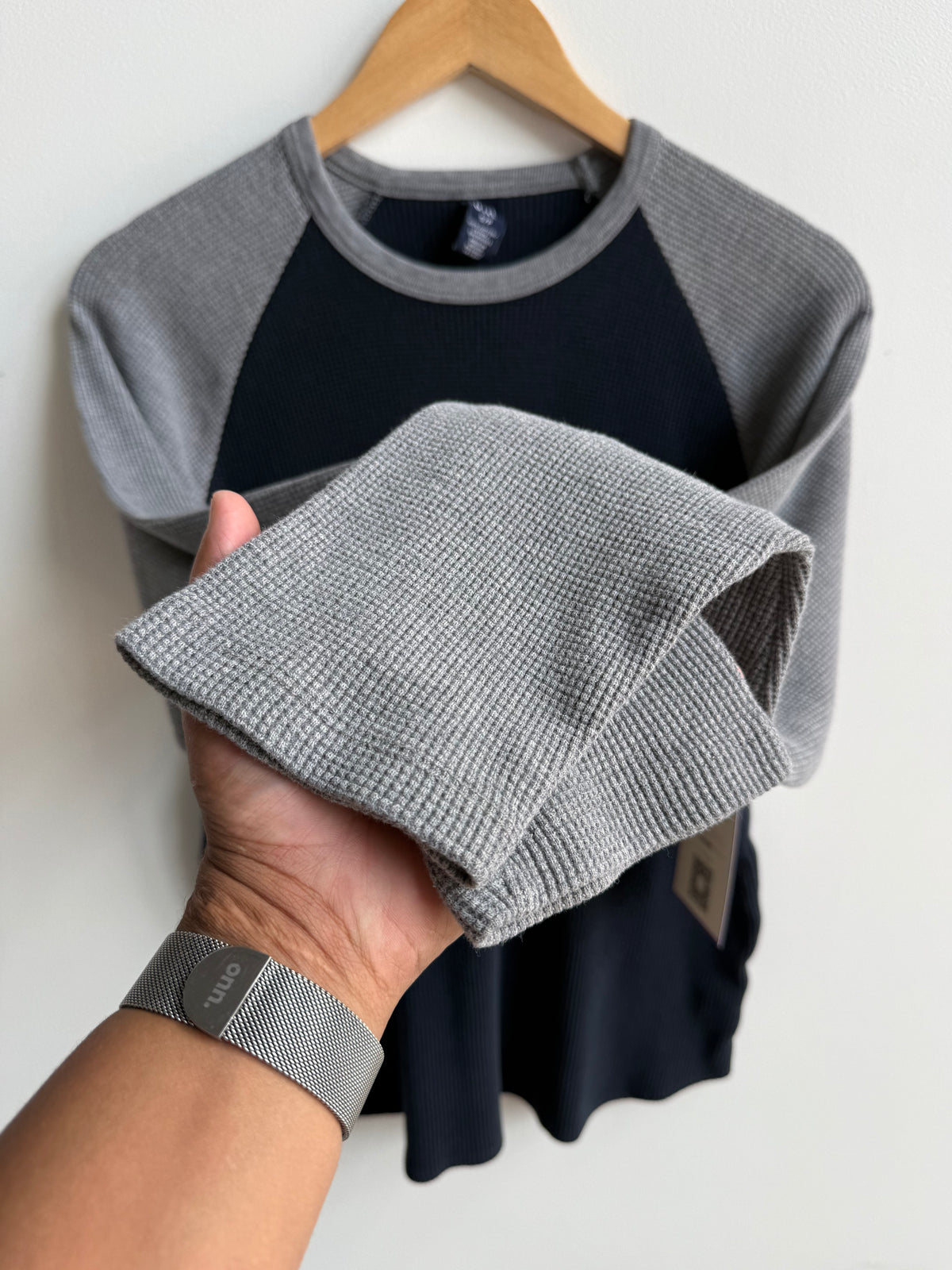 (S) Gap Long Sleeve Tee