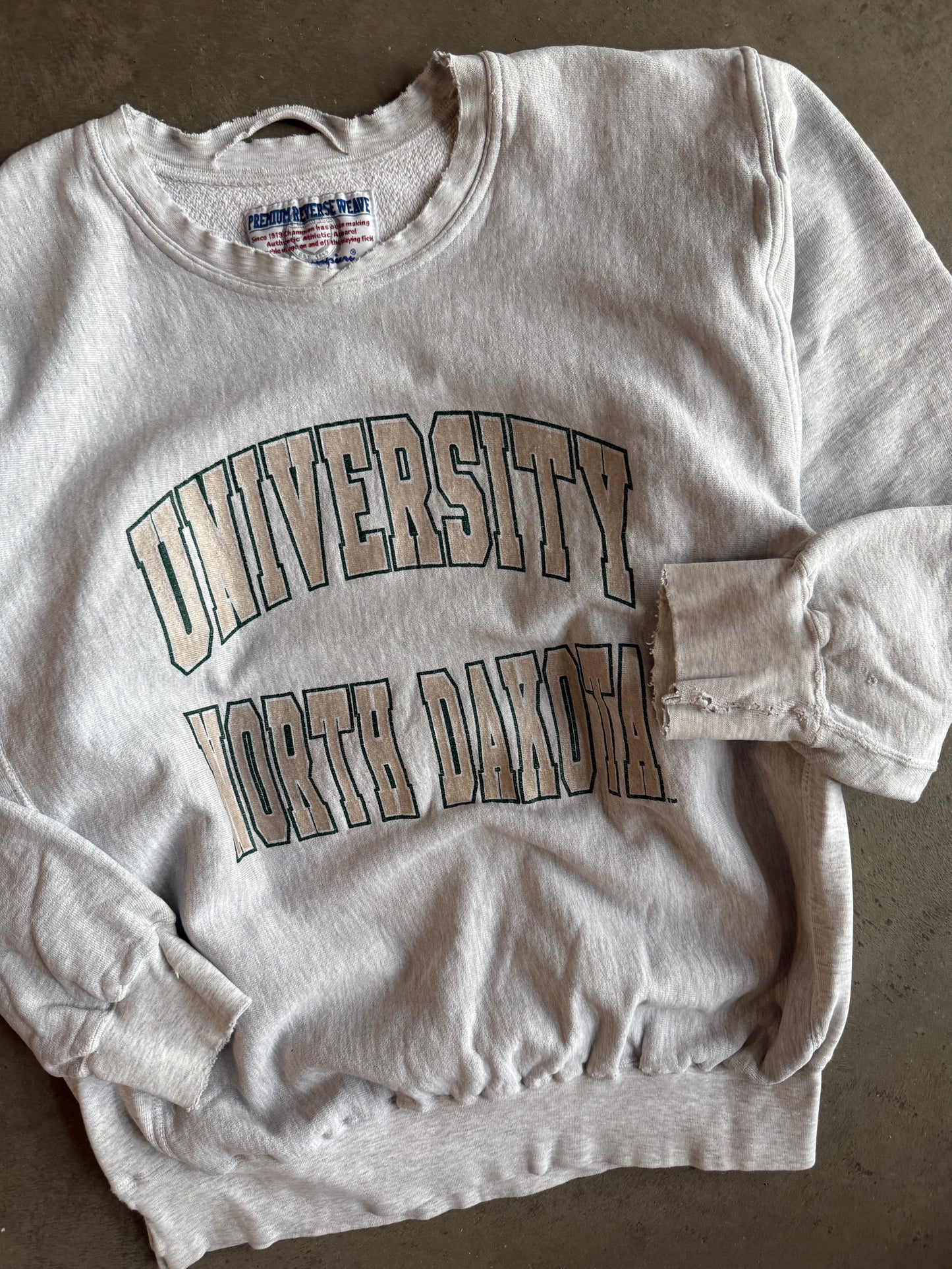 (XL) North Dakota Champion Reverse Weave Crew