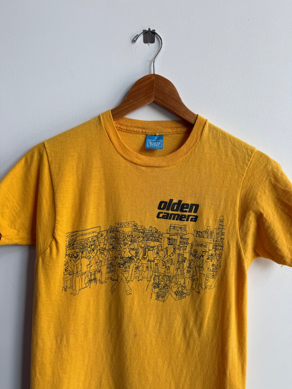 (L) Olden Camera Tee