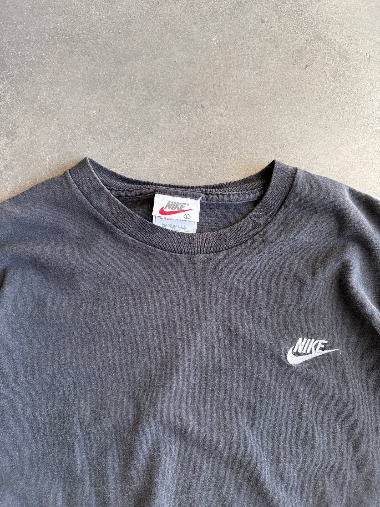 (L) Black Nike Logo Tee