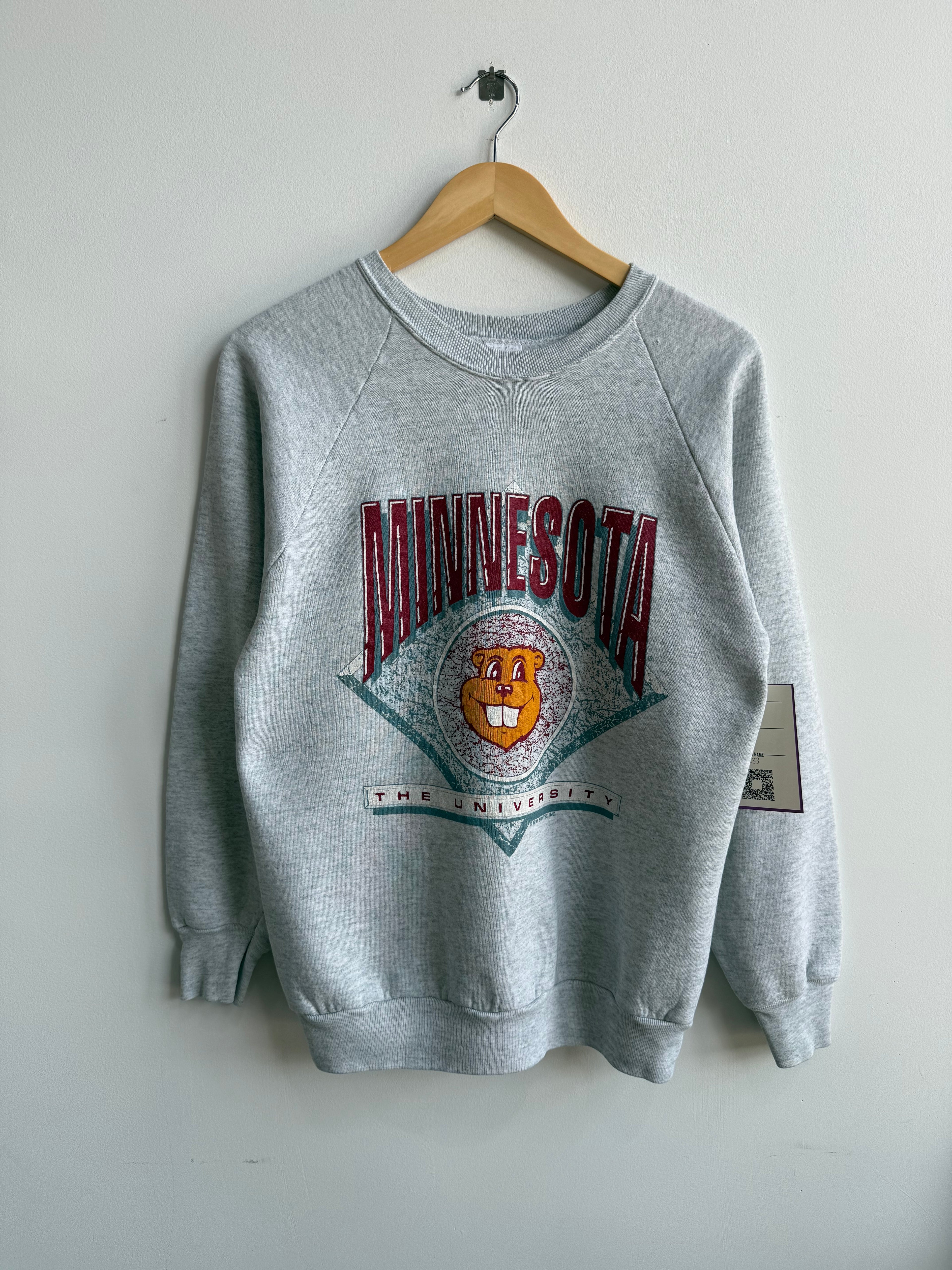 (L) Minnesota Gophers Crew