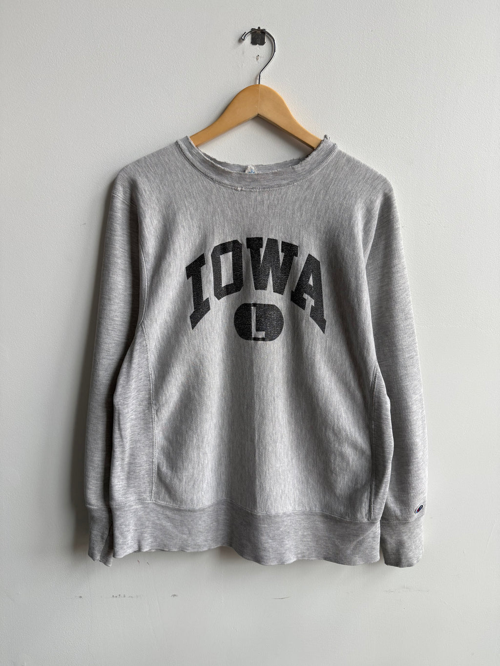 (L) Iowa Reverse Weave Crew