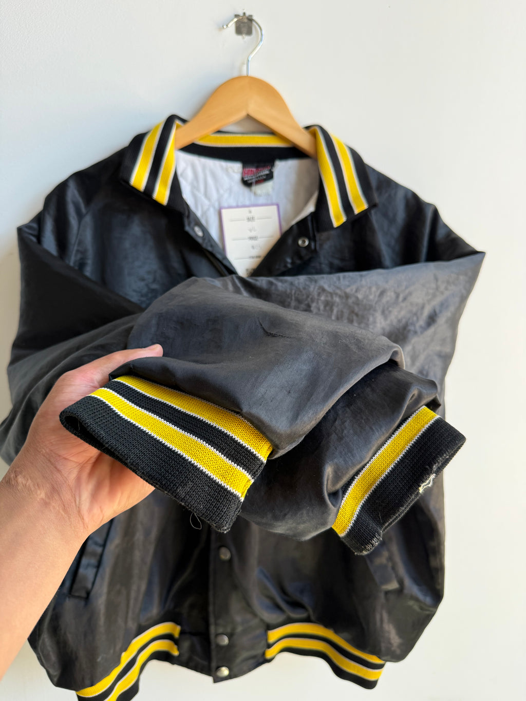 (XL) The Hideaway Jacket