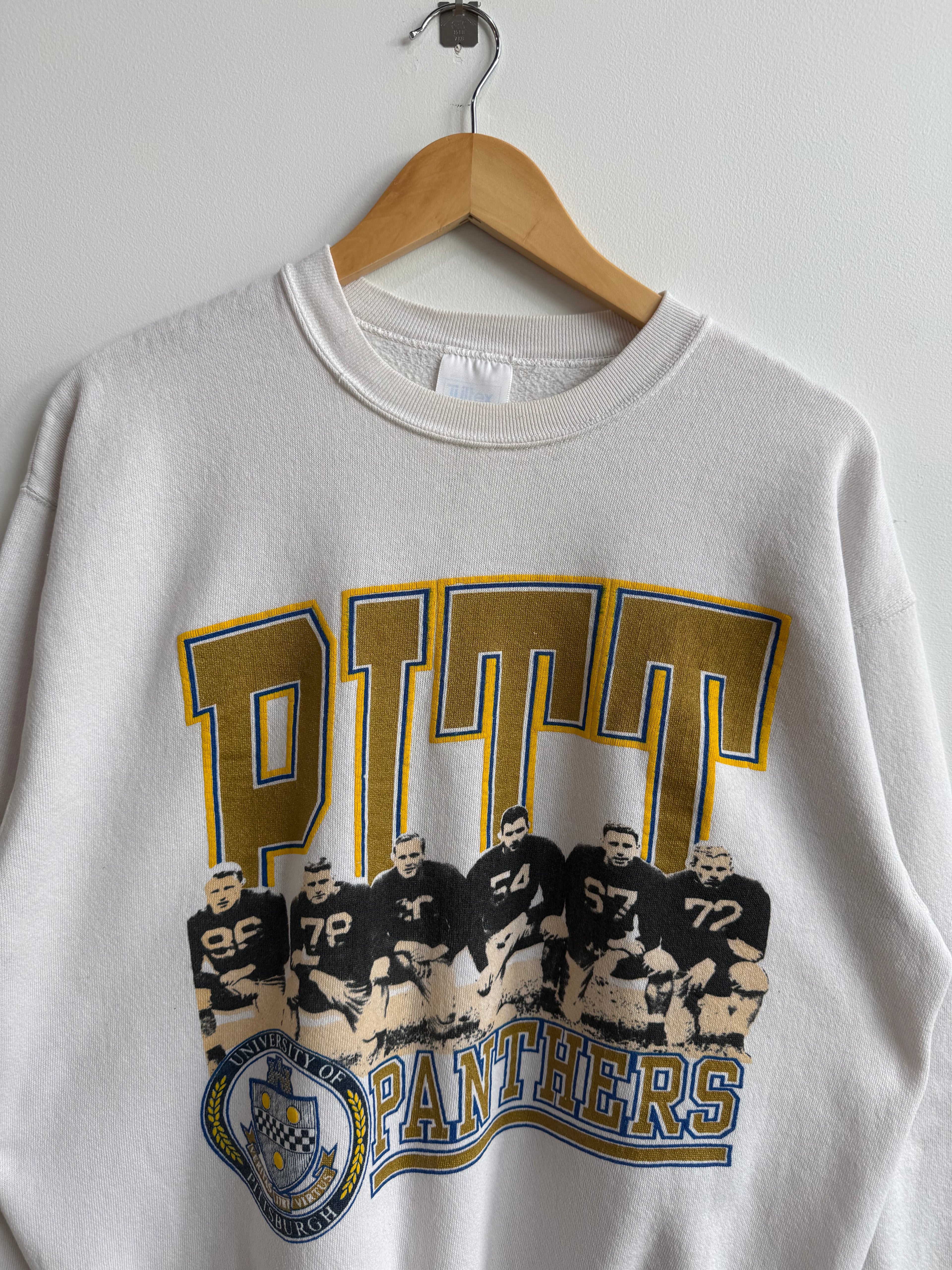 (L) Pitt Panthers Crew