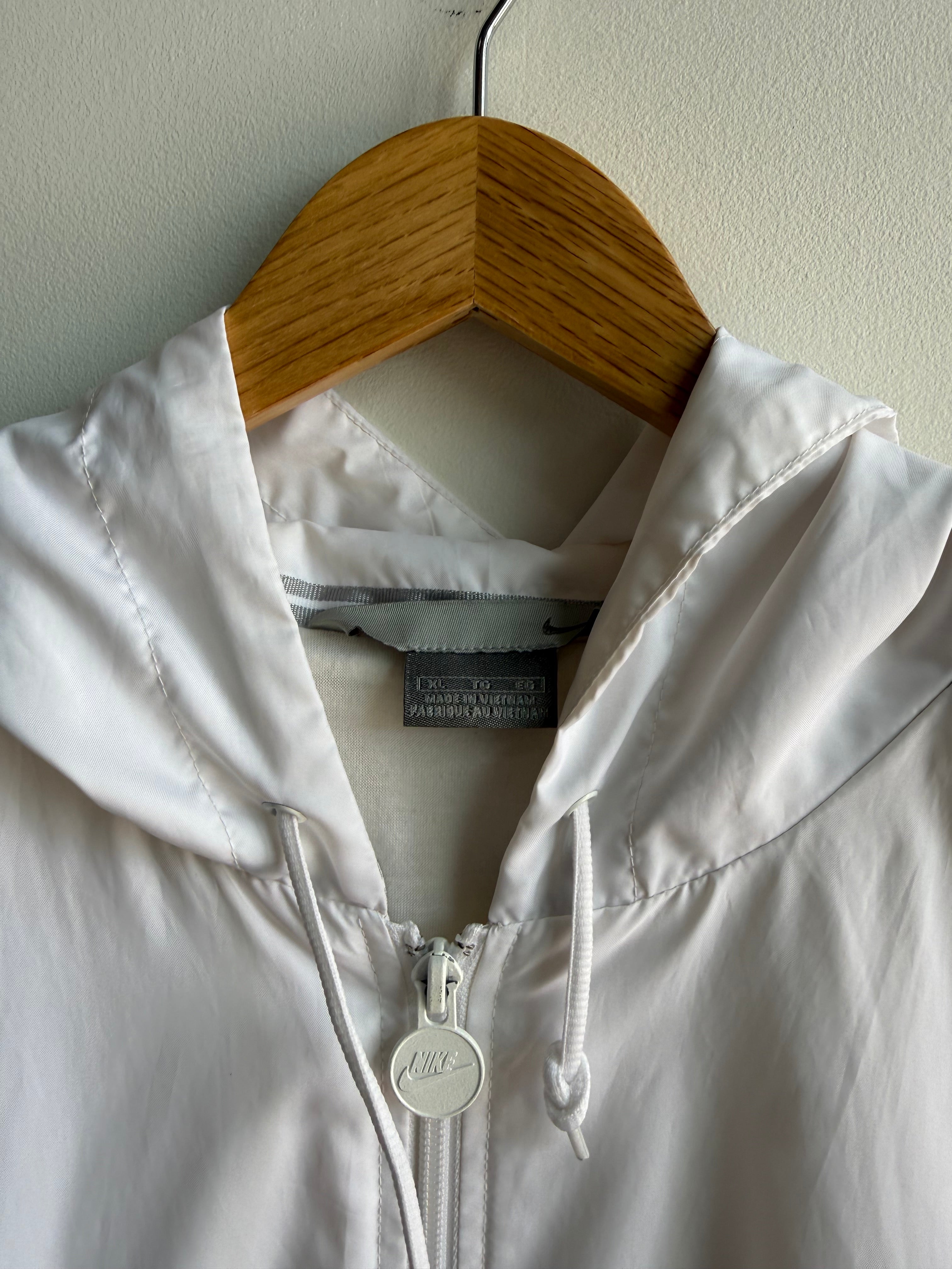 (XL) White Nike Windbreaker Jacket