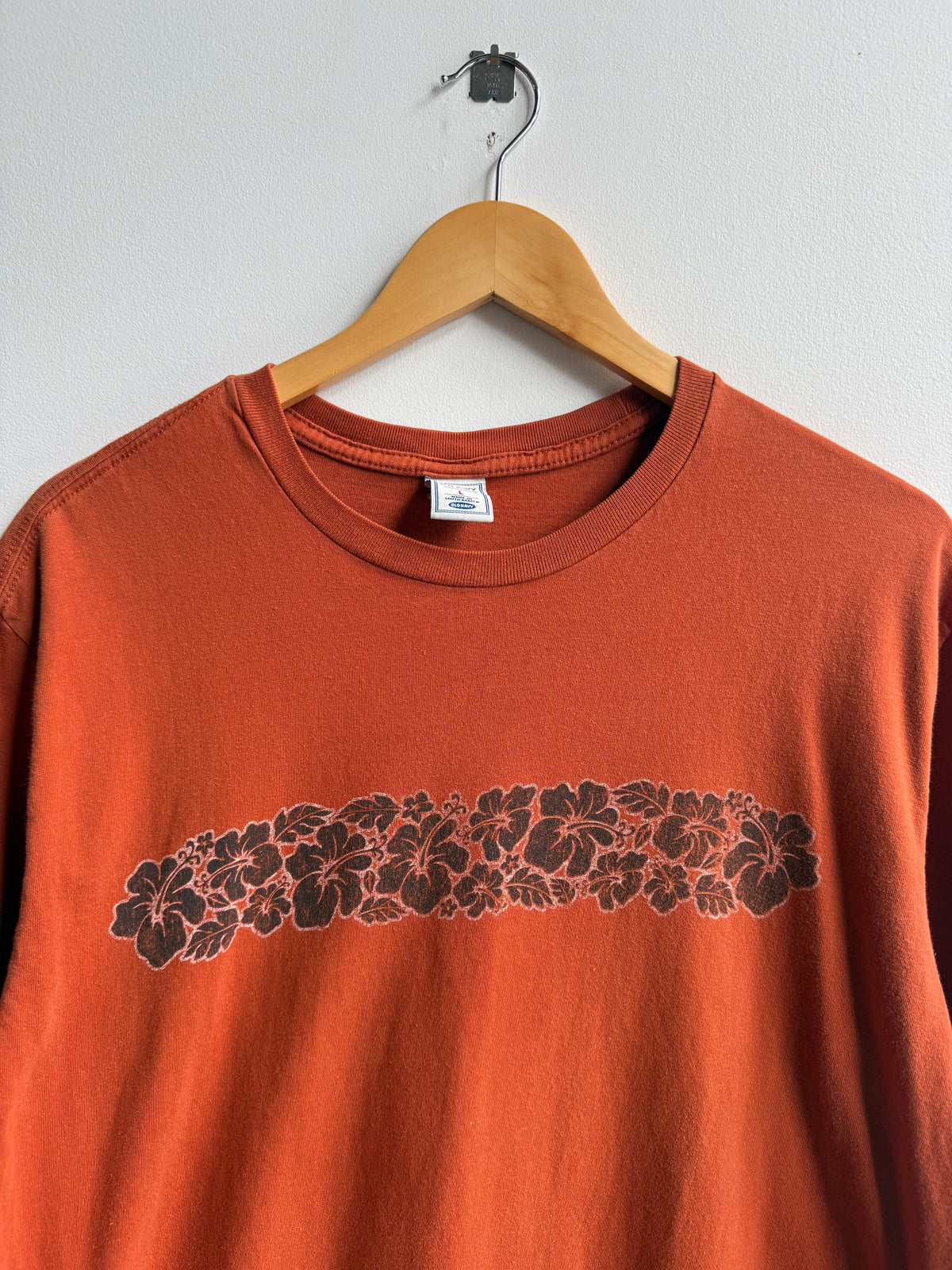 (L) Old Navy Floral Tee