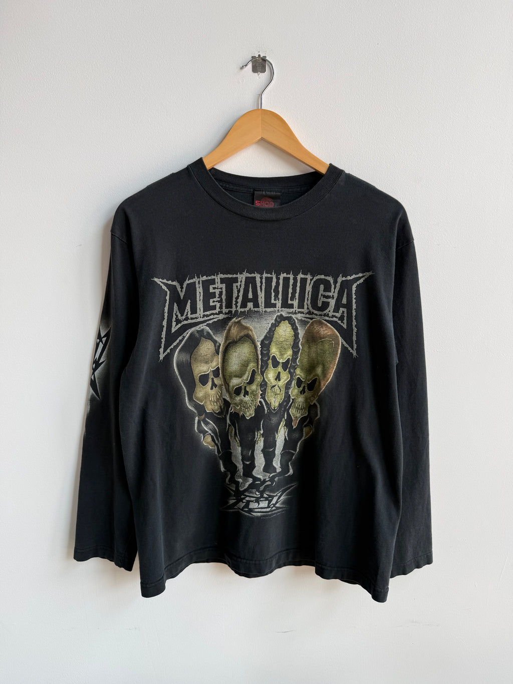 (L) Metallica Tee
