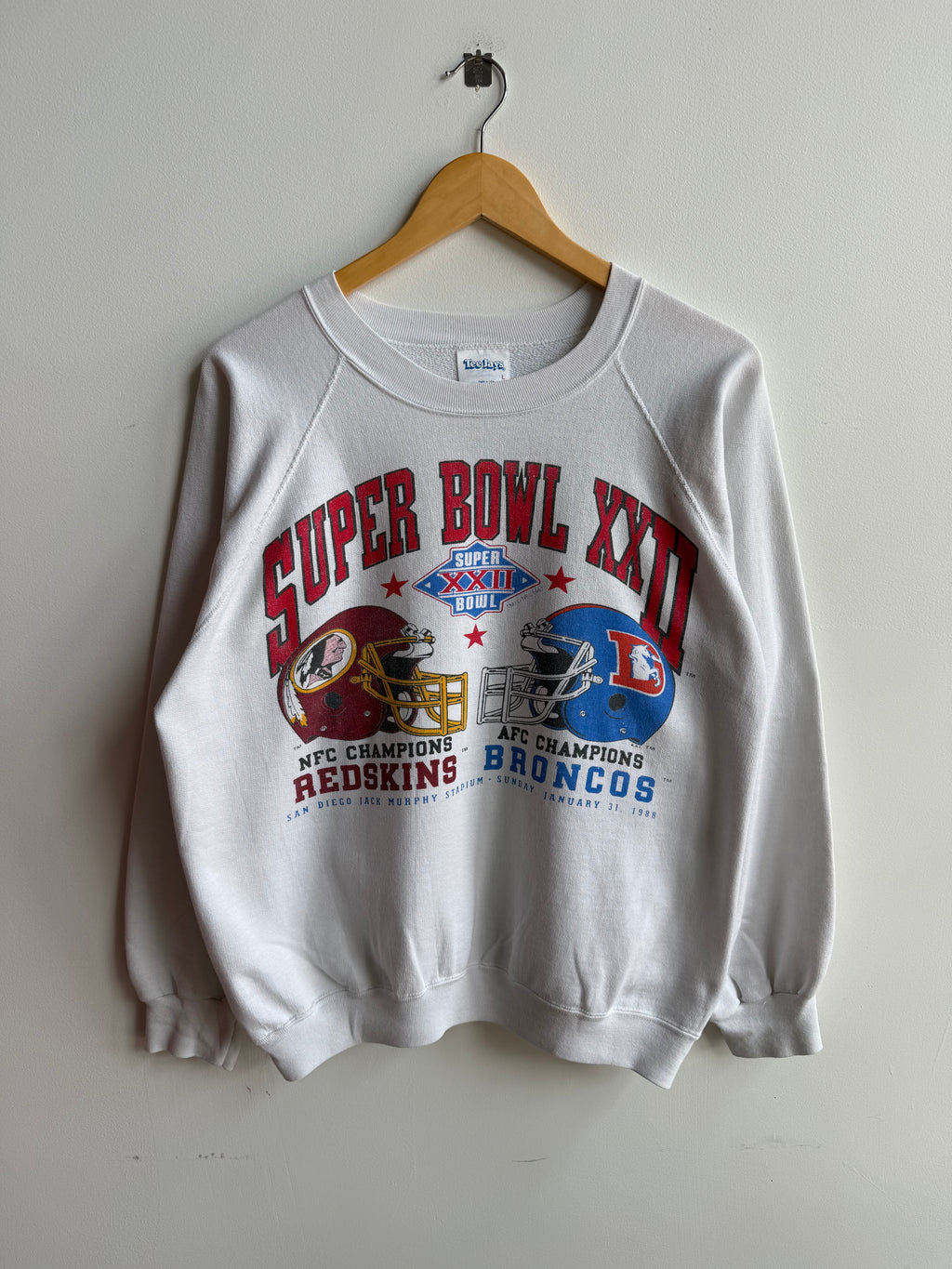 (L) Super Bowl XXII Crew