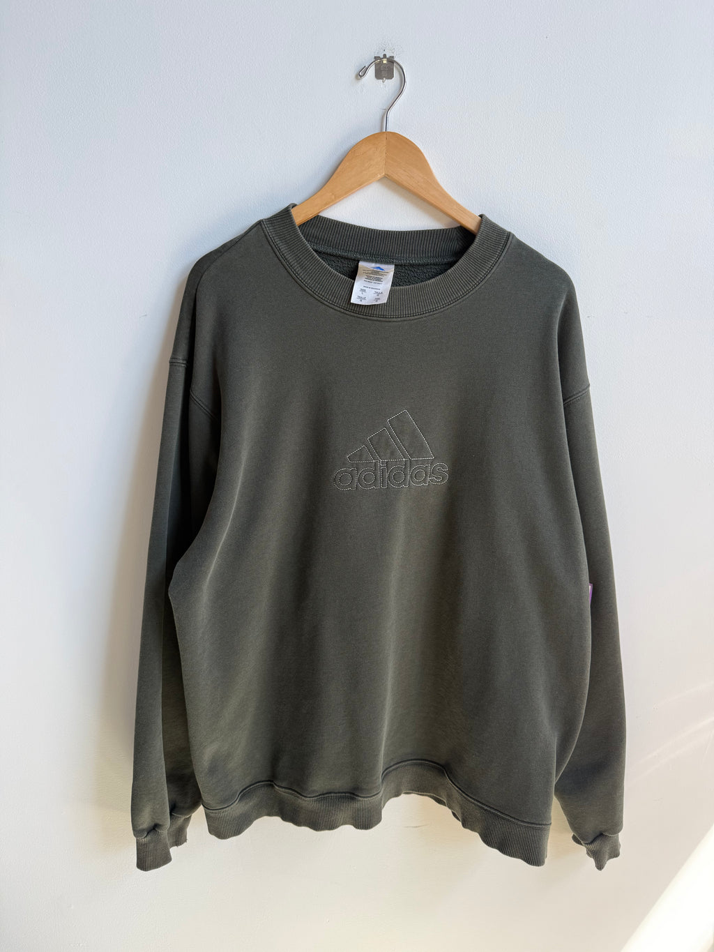 (L) Adidas Crew
