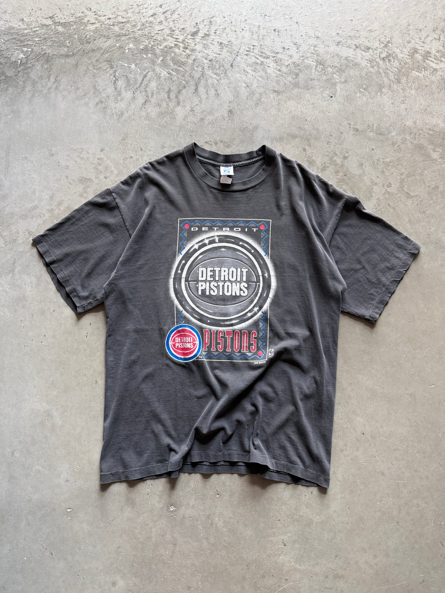 (XL) Detroit Pistons Tee