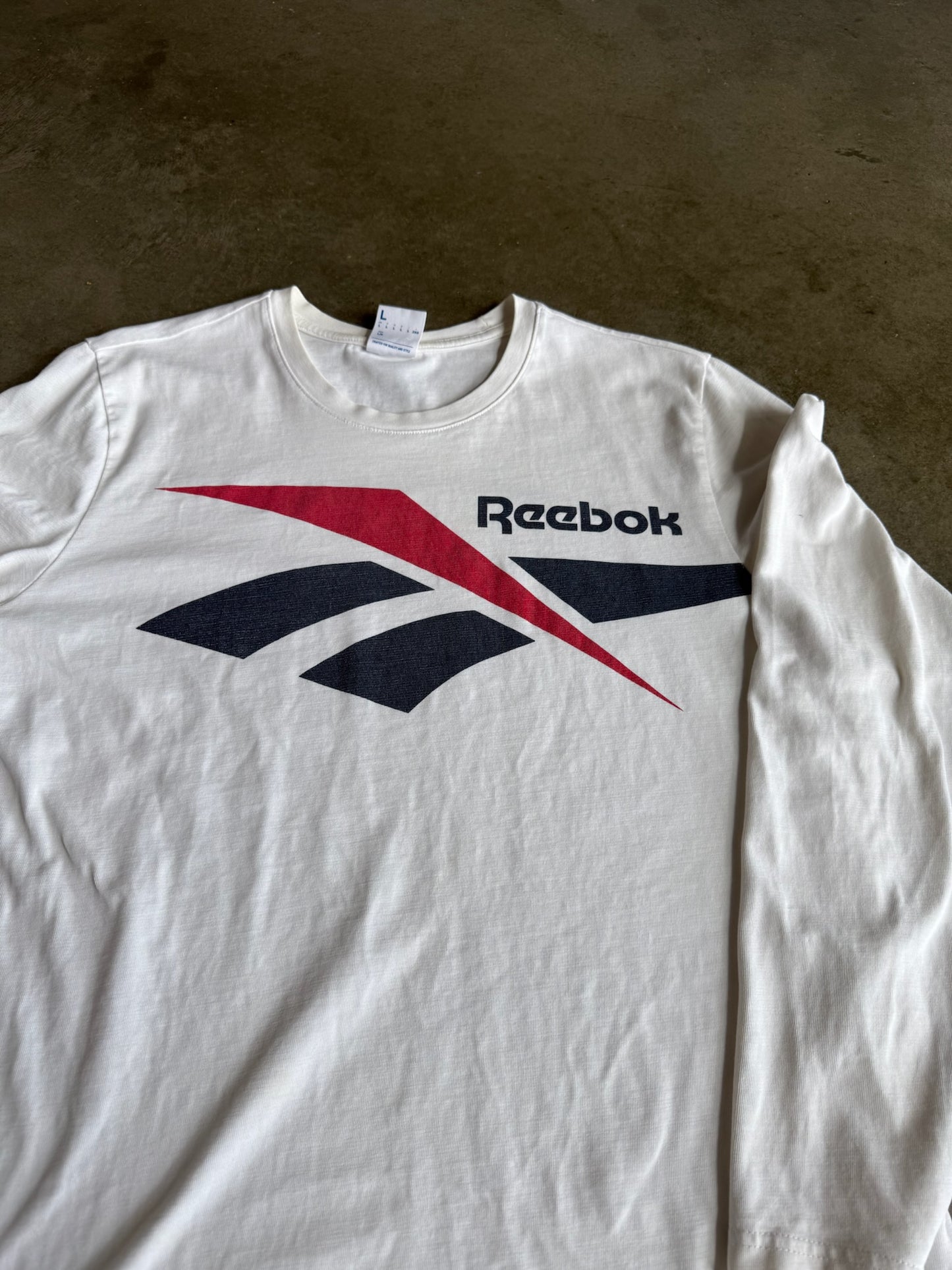 (L) Reebok Tee