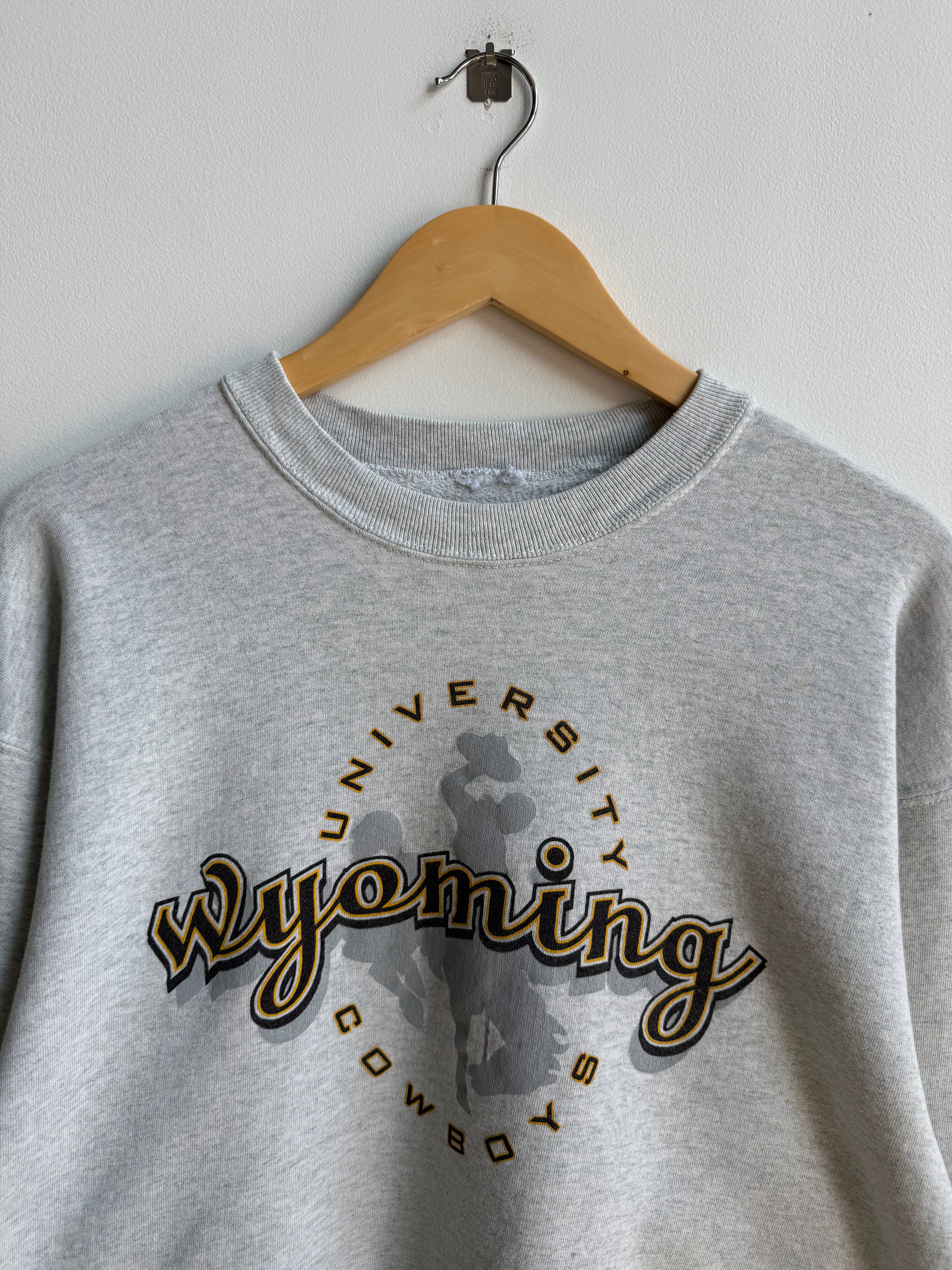 (L) University of Wyoming Cowboys Crew