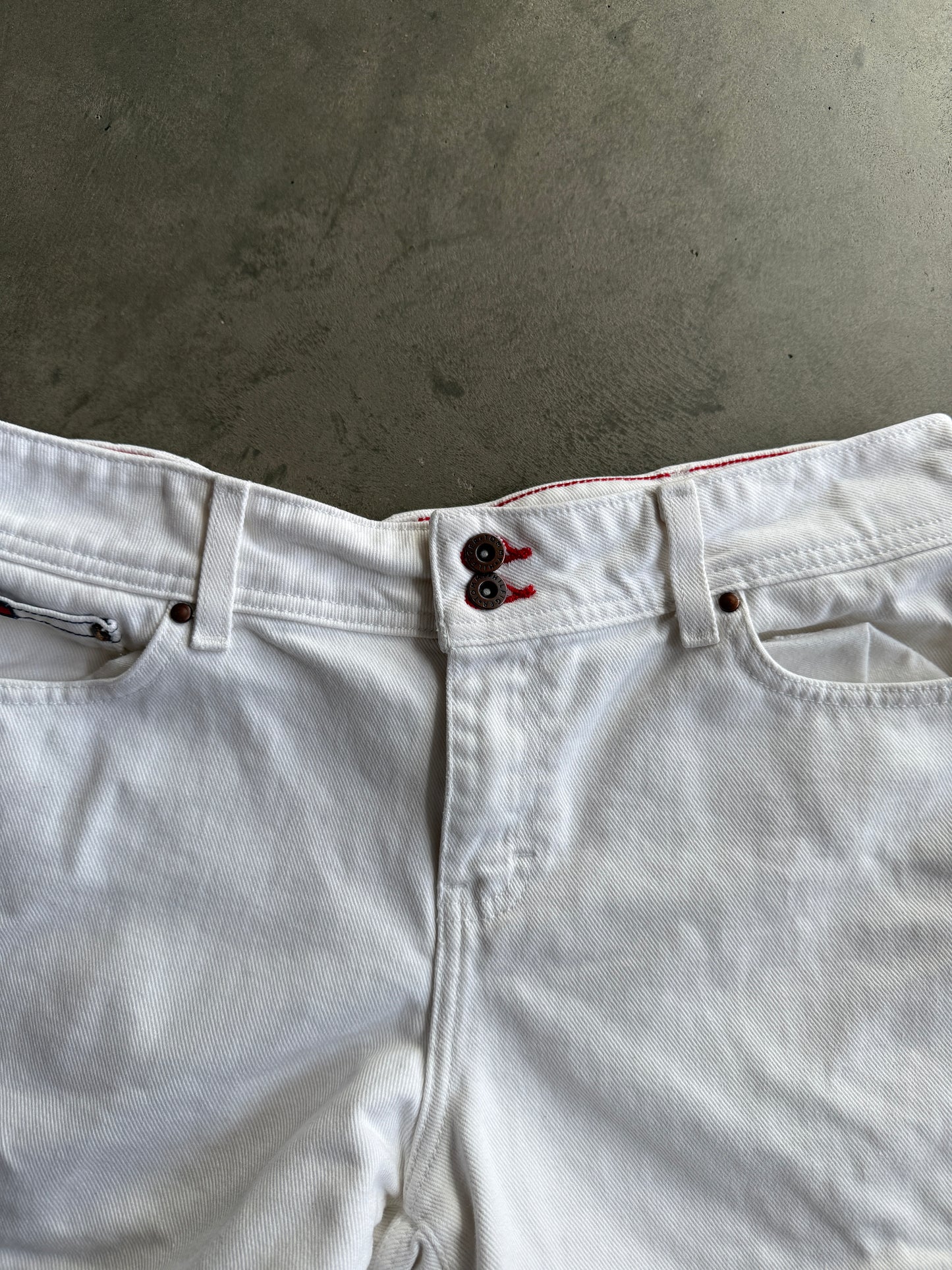 (30) Tommy Hilfiger Shorts