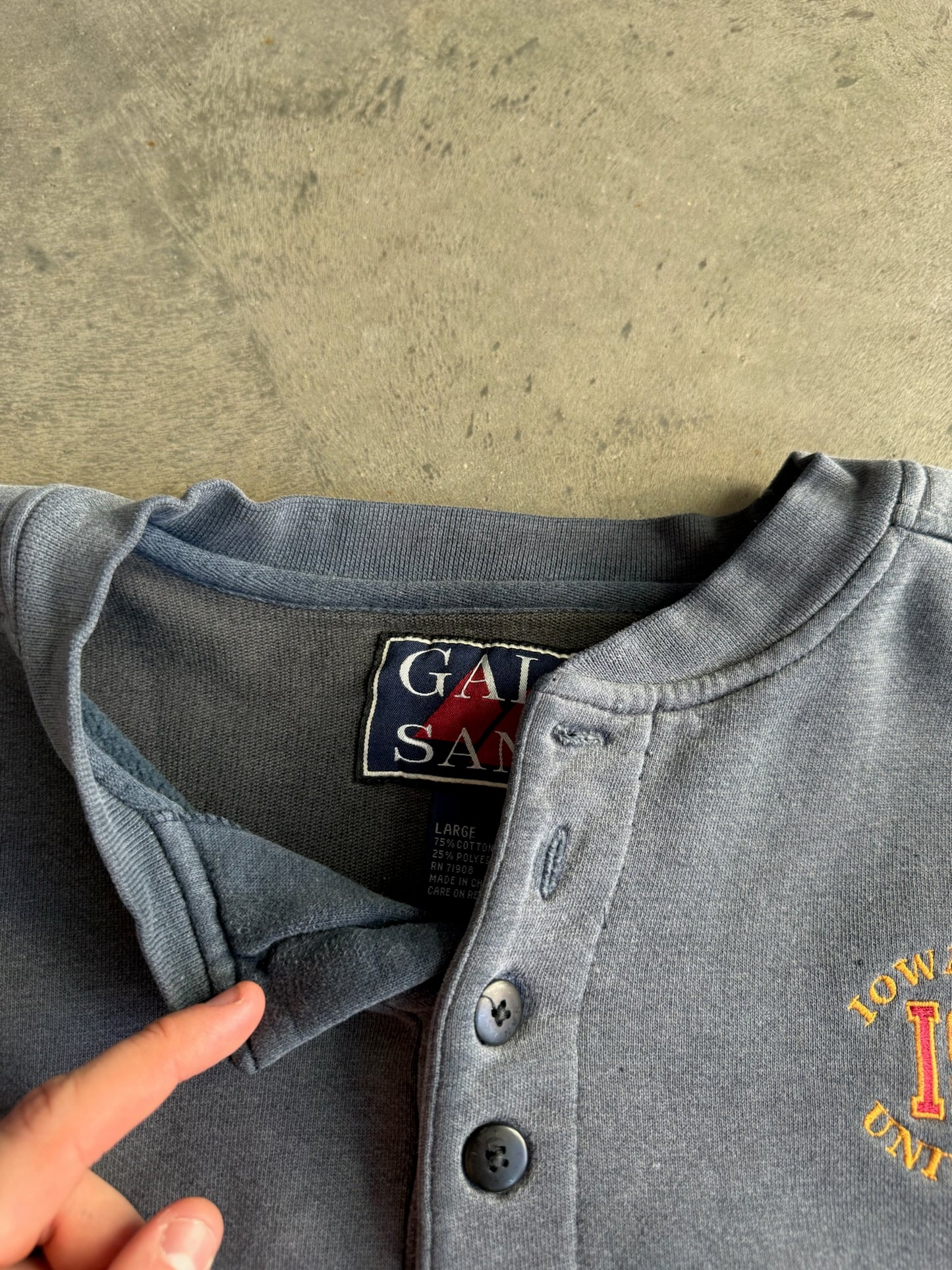 (L) Iowa State Henley Crew