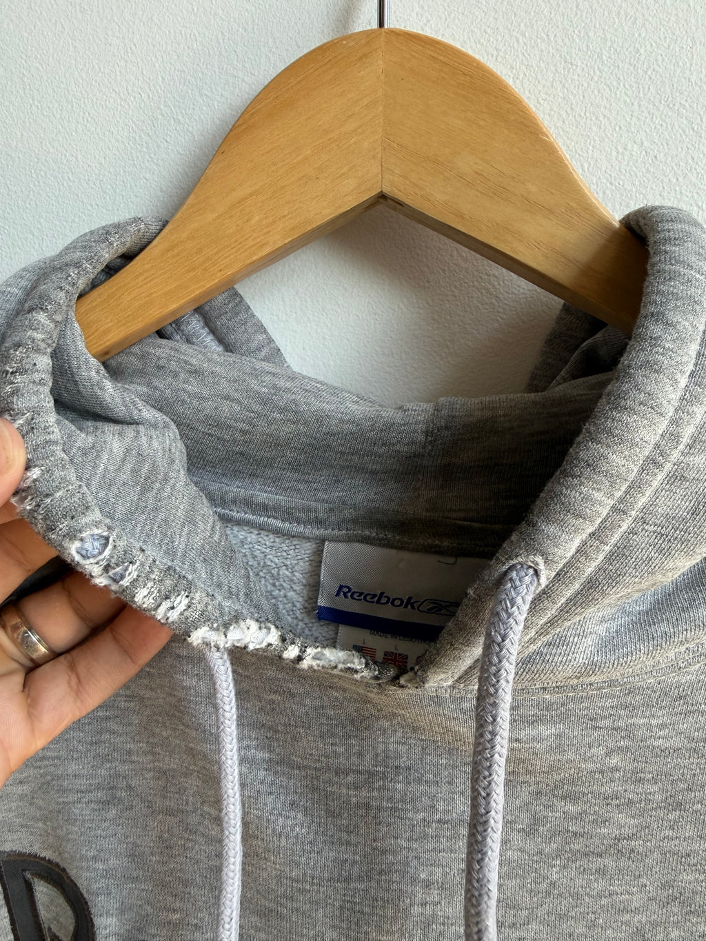 (L) Reebok Hoodie