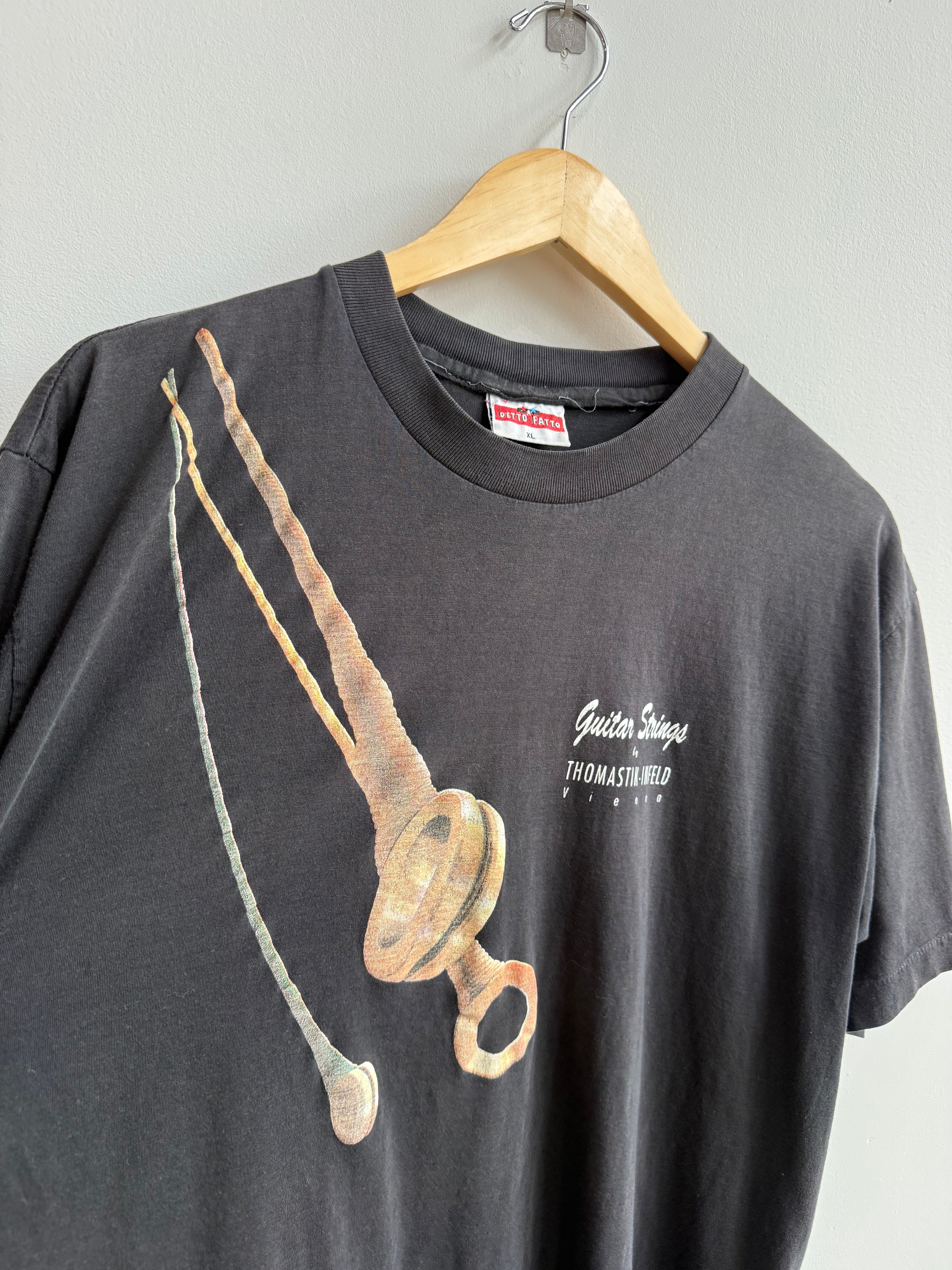(L) Guitar Strings Tee