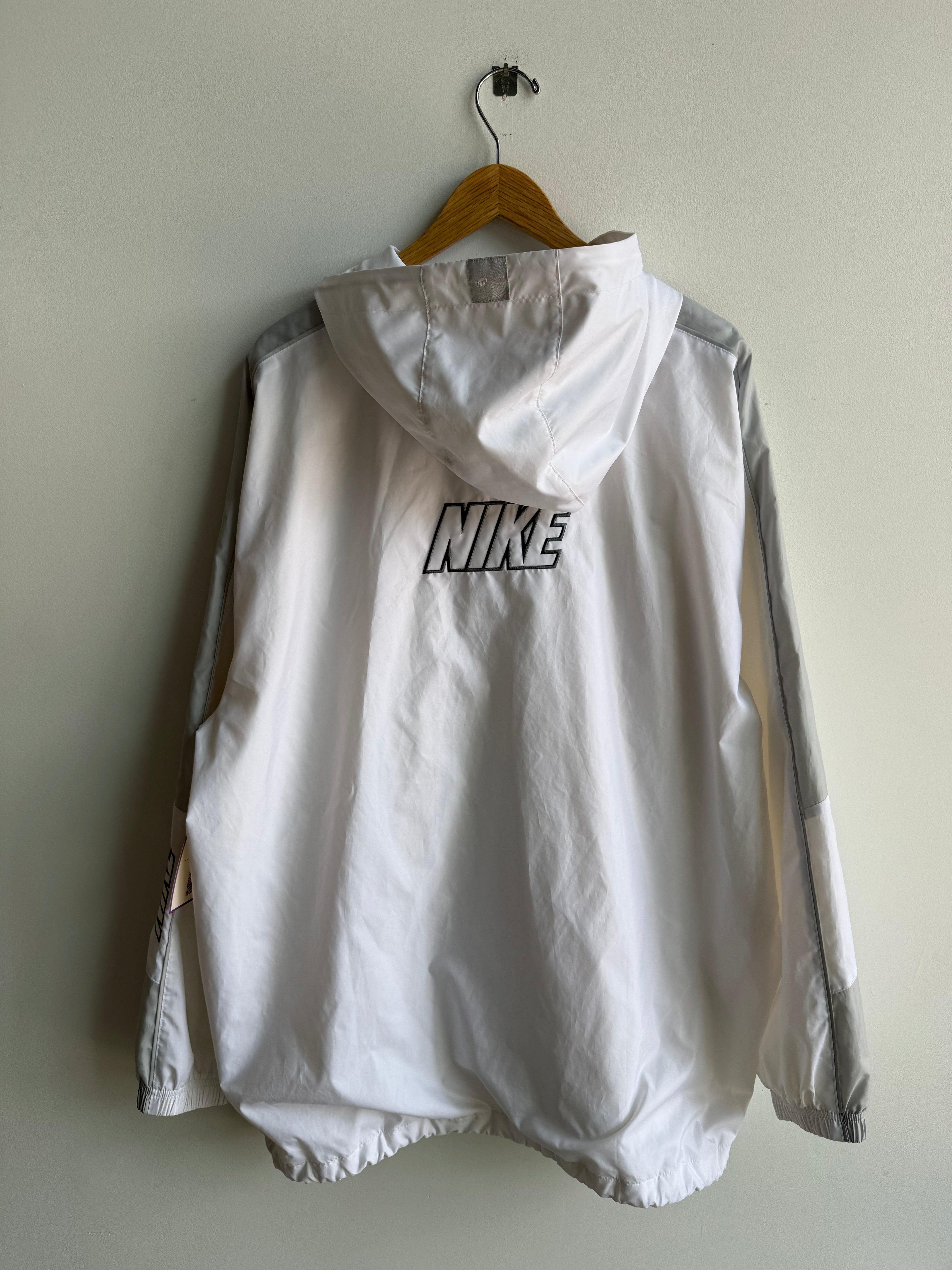(XL) White Nike Windbreaker Jacket