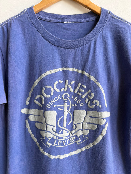 (L) Dockers Levi’s Tee