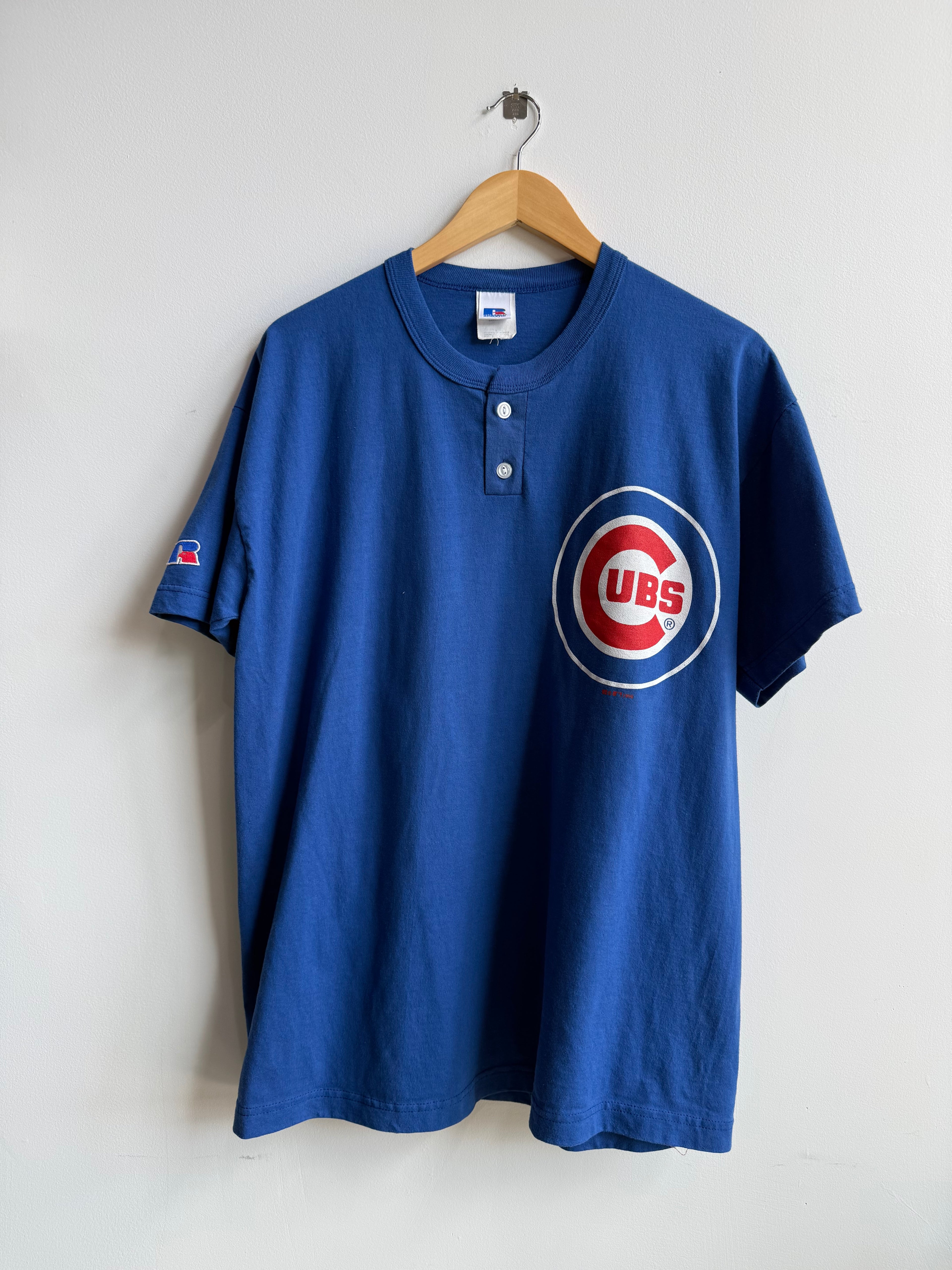 (L) Chicago Cubs Henley Tee