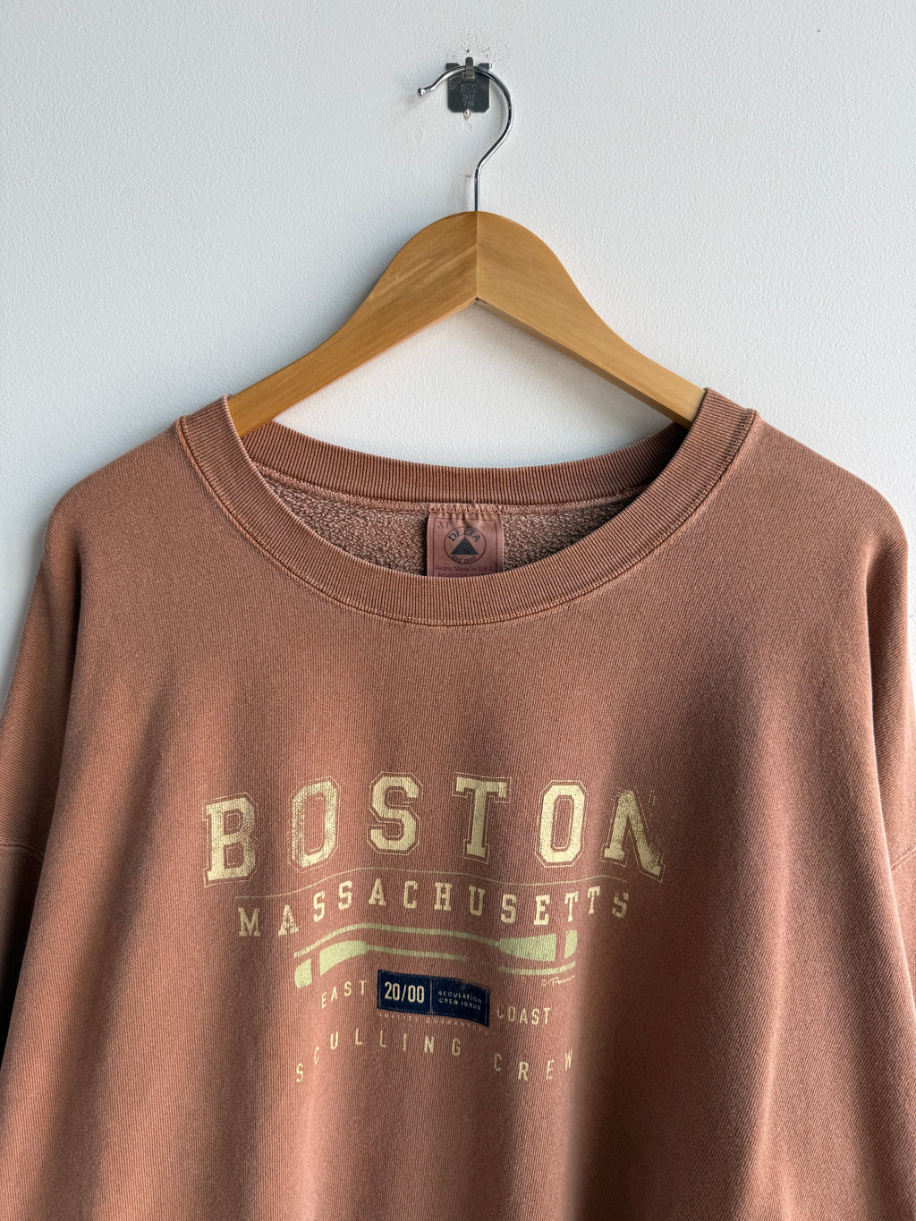 (XL) Boston Massachusetts Crew