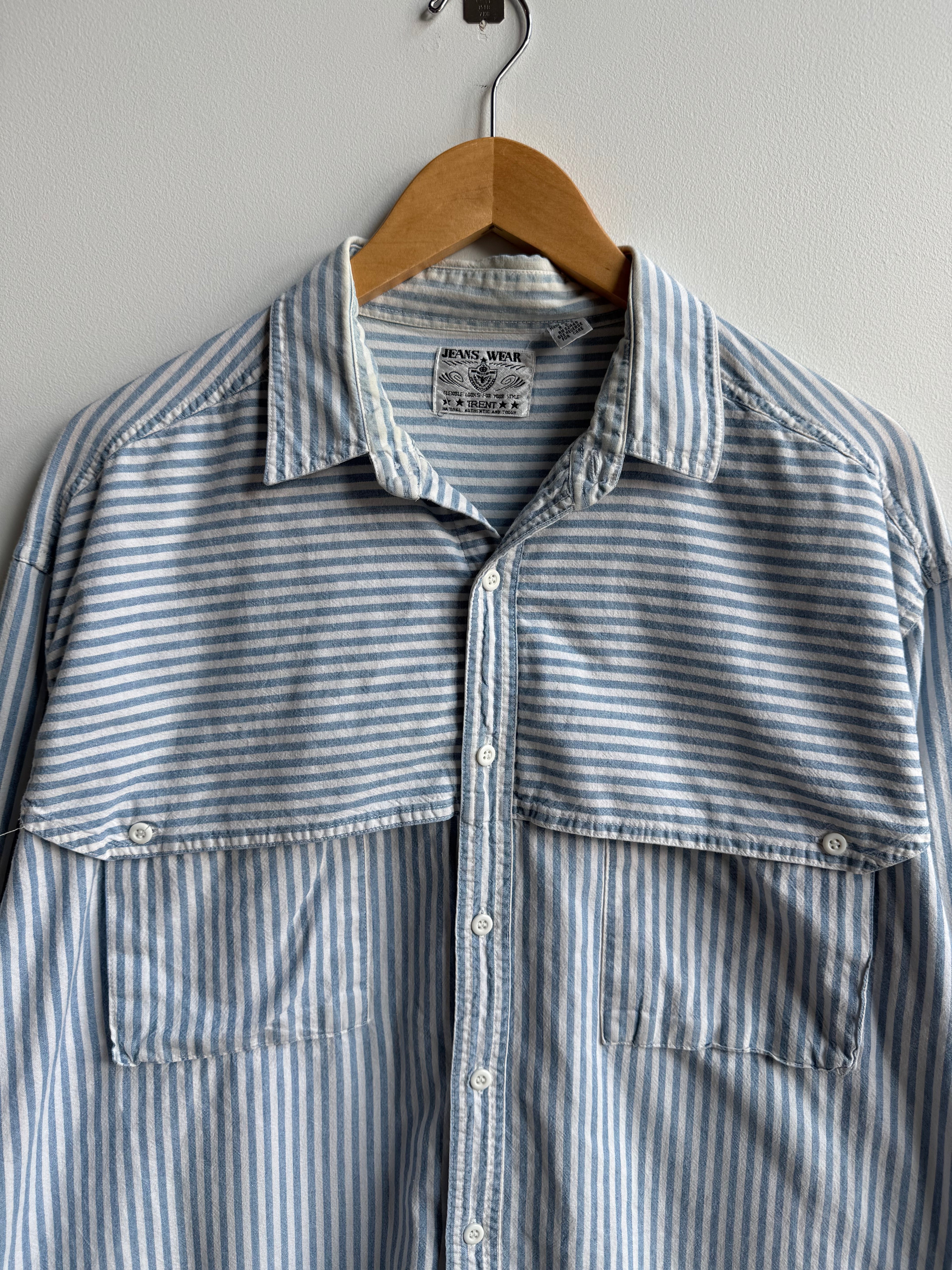 (L) Jeans Wear Shirt