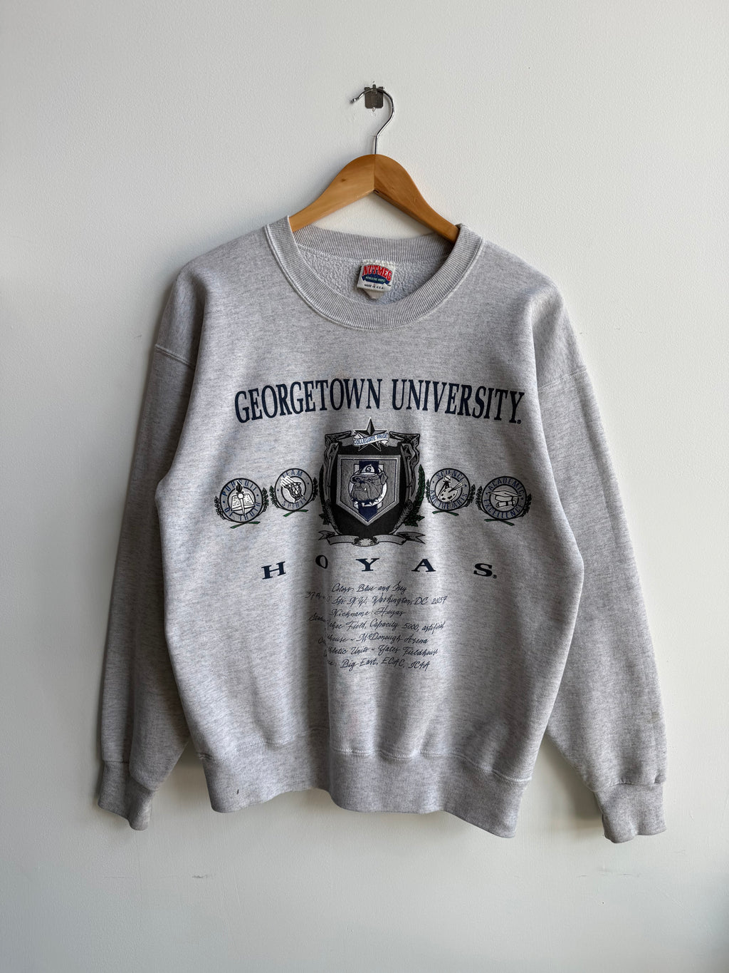(L) Georgetown University Crew