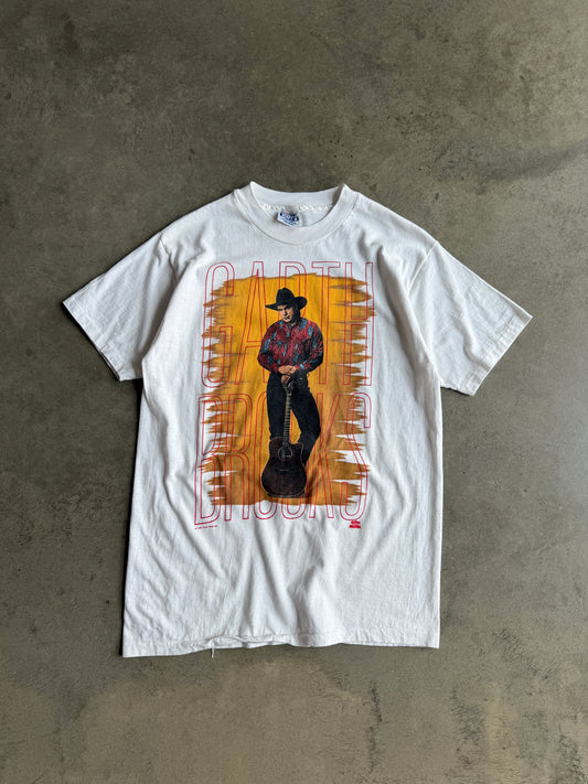 (L) Garth Brooks Tee