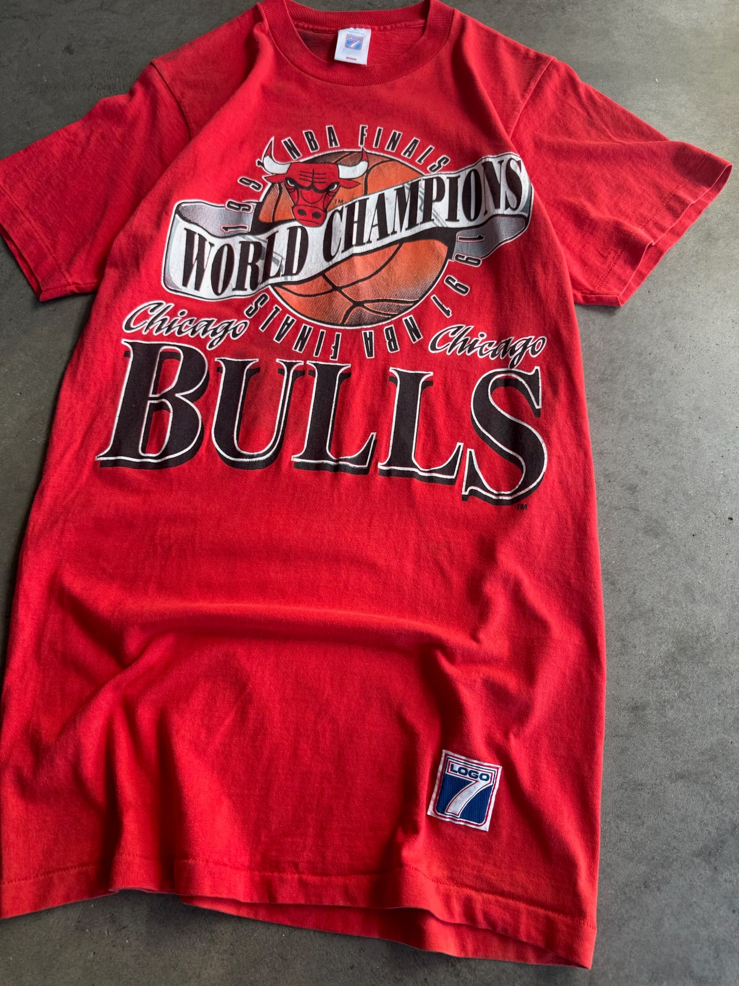 (M) Chicago Bulls Tee