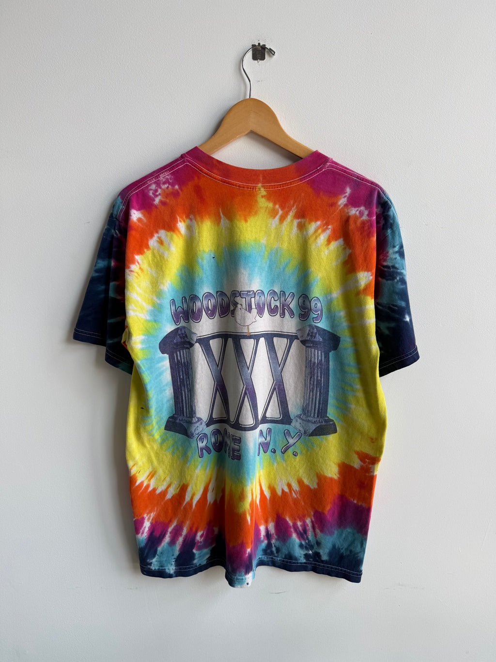(L) Woodstock Tie Dye Tee