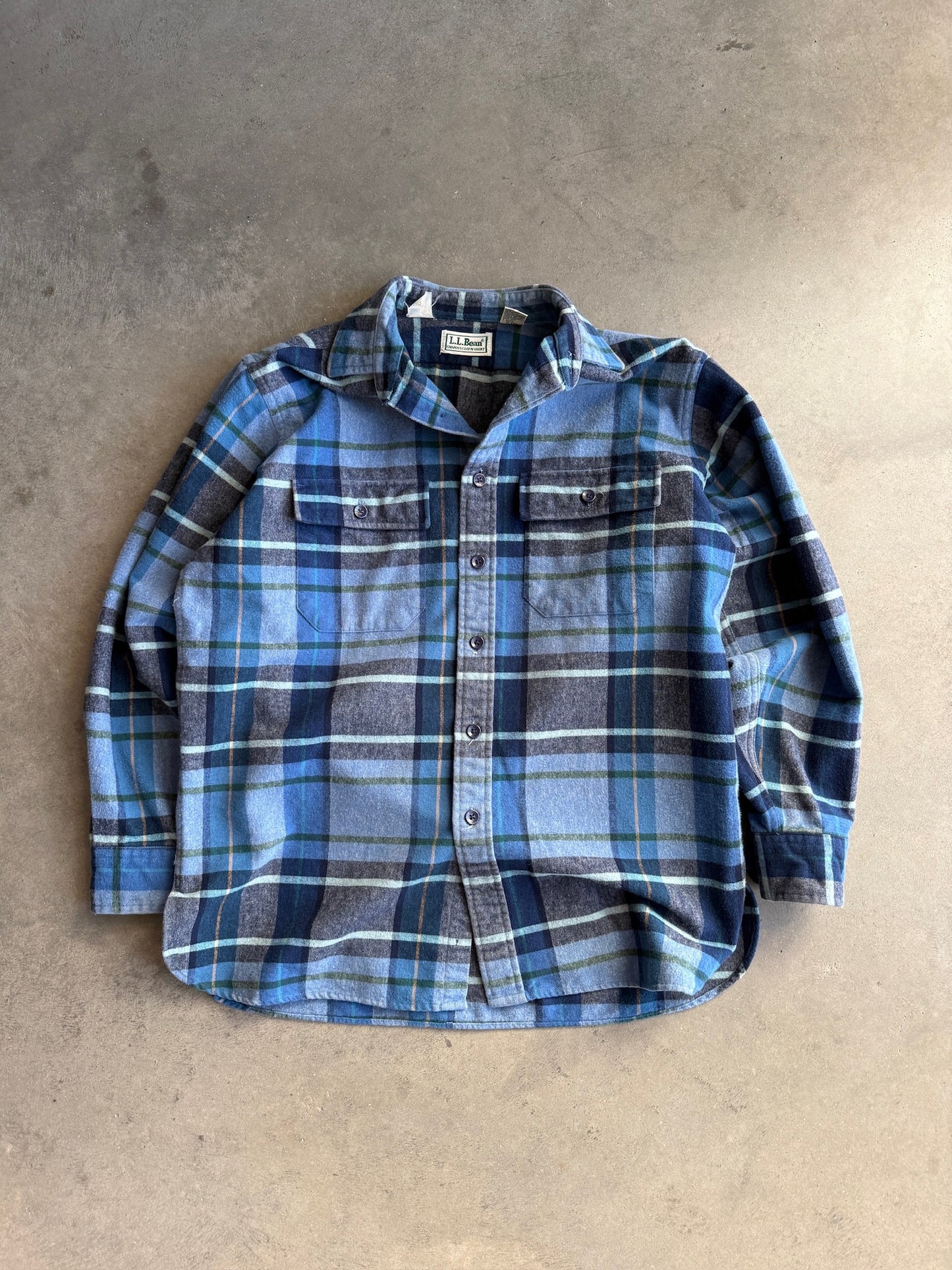 (M) LL Bean Shirt