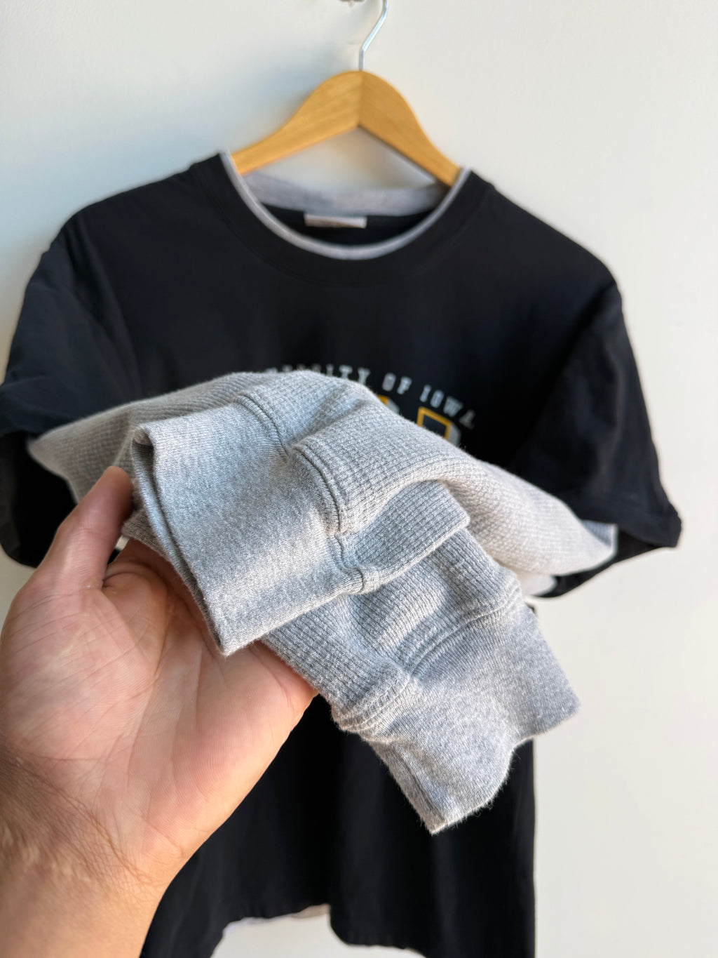 (M) Iowa Hawkeyes Tee