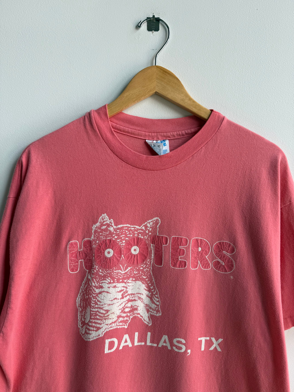 (XL) Hooters Dallas Tee