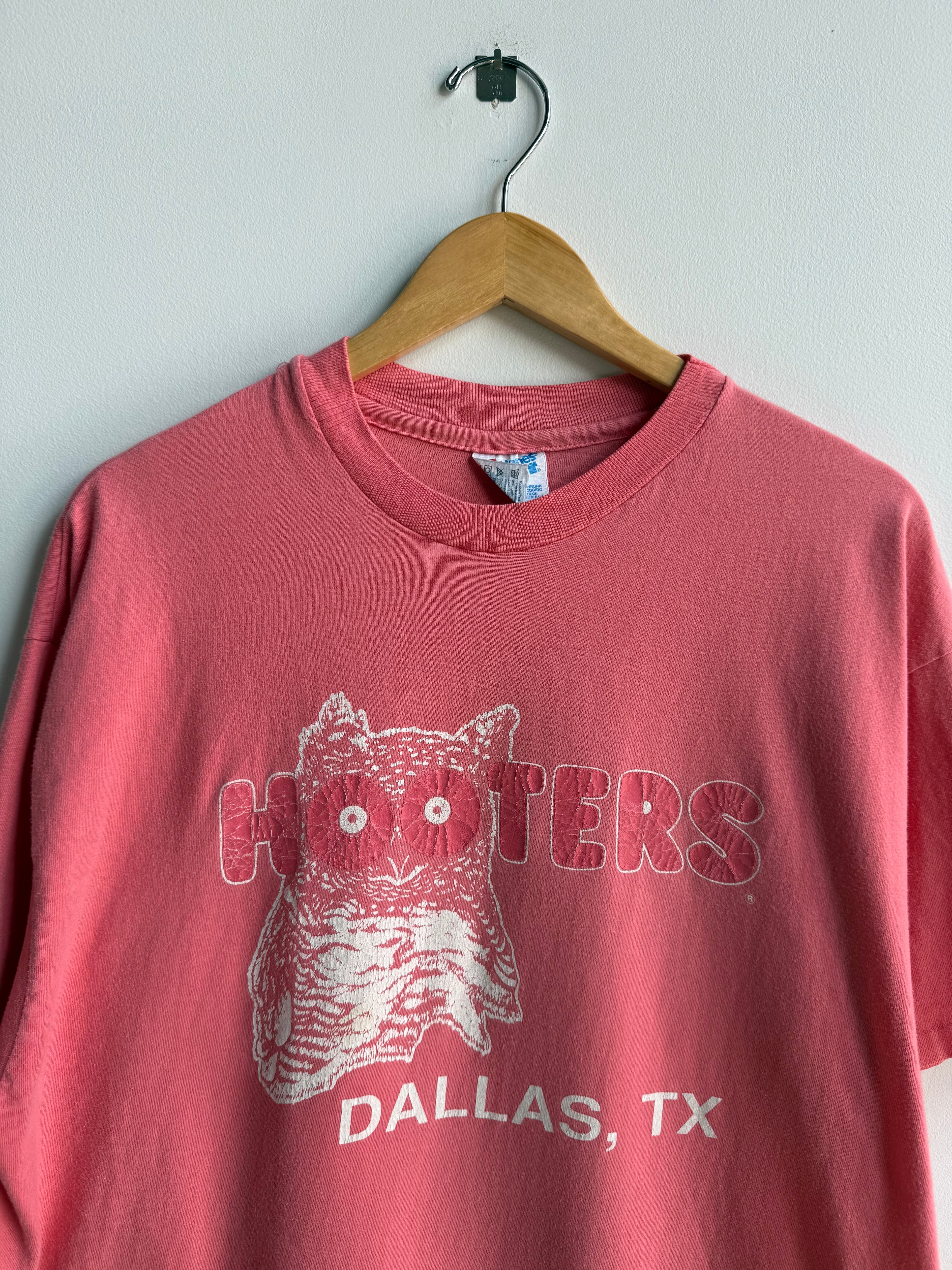 (XL) Hooters Dallas Tee